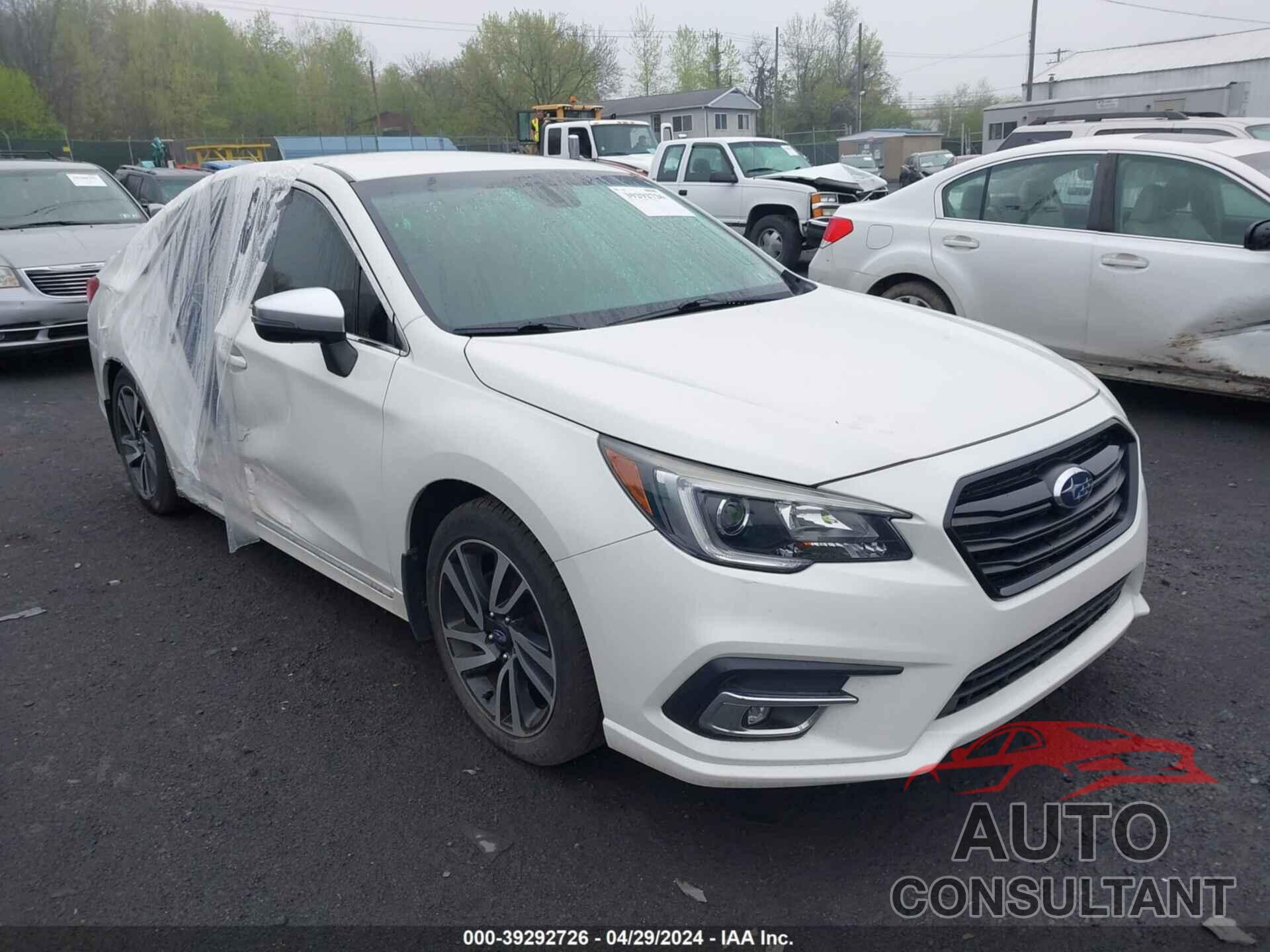 SUBARU LEGACY 2019 - 4S3BNAR63K3004777