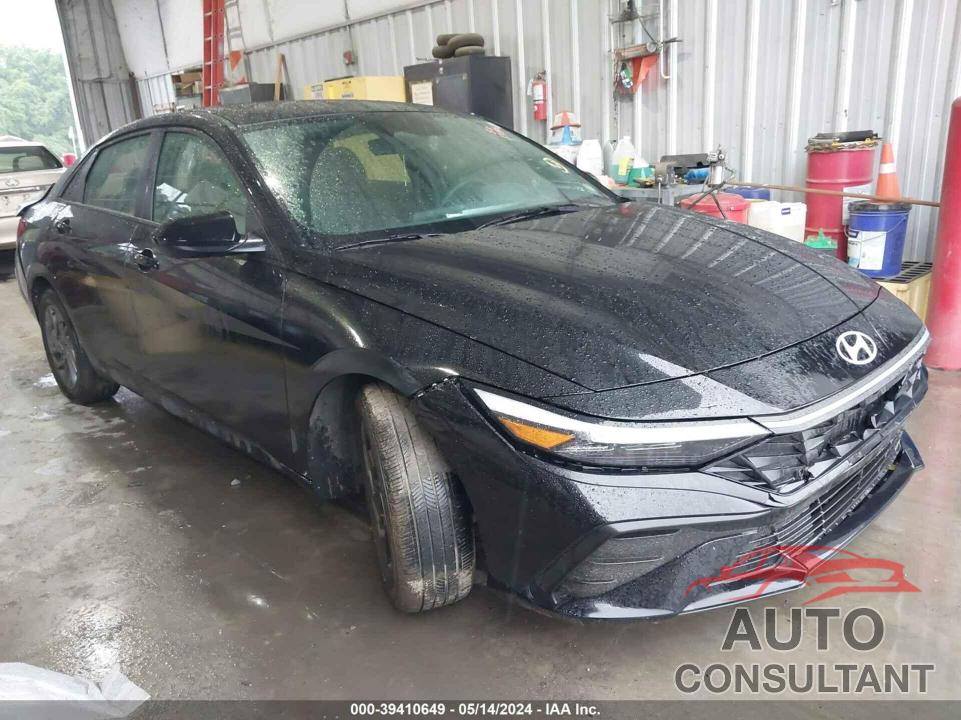 HYUNDAI ELANTRA 2024 - KMHLM4DG3RU682910