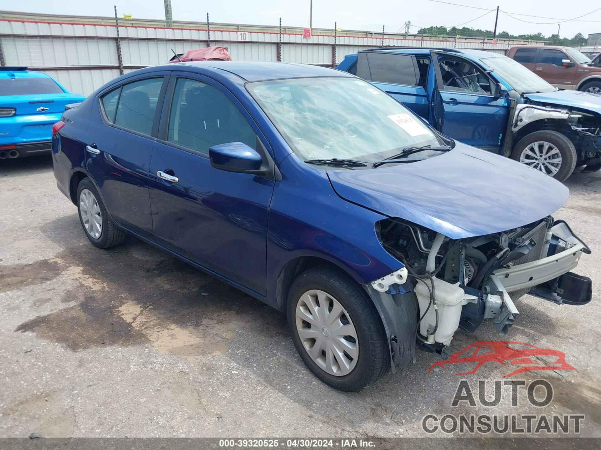 NISSAN VERSA 2018 - 3N1CN7AP0JL856988