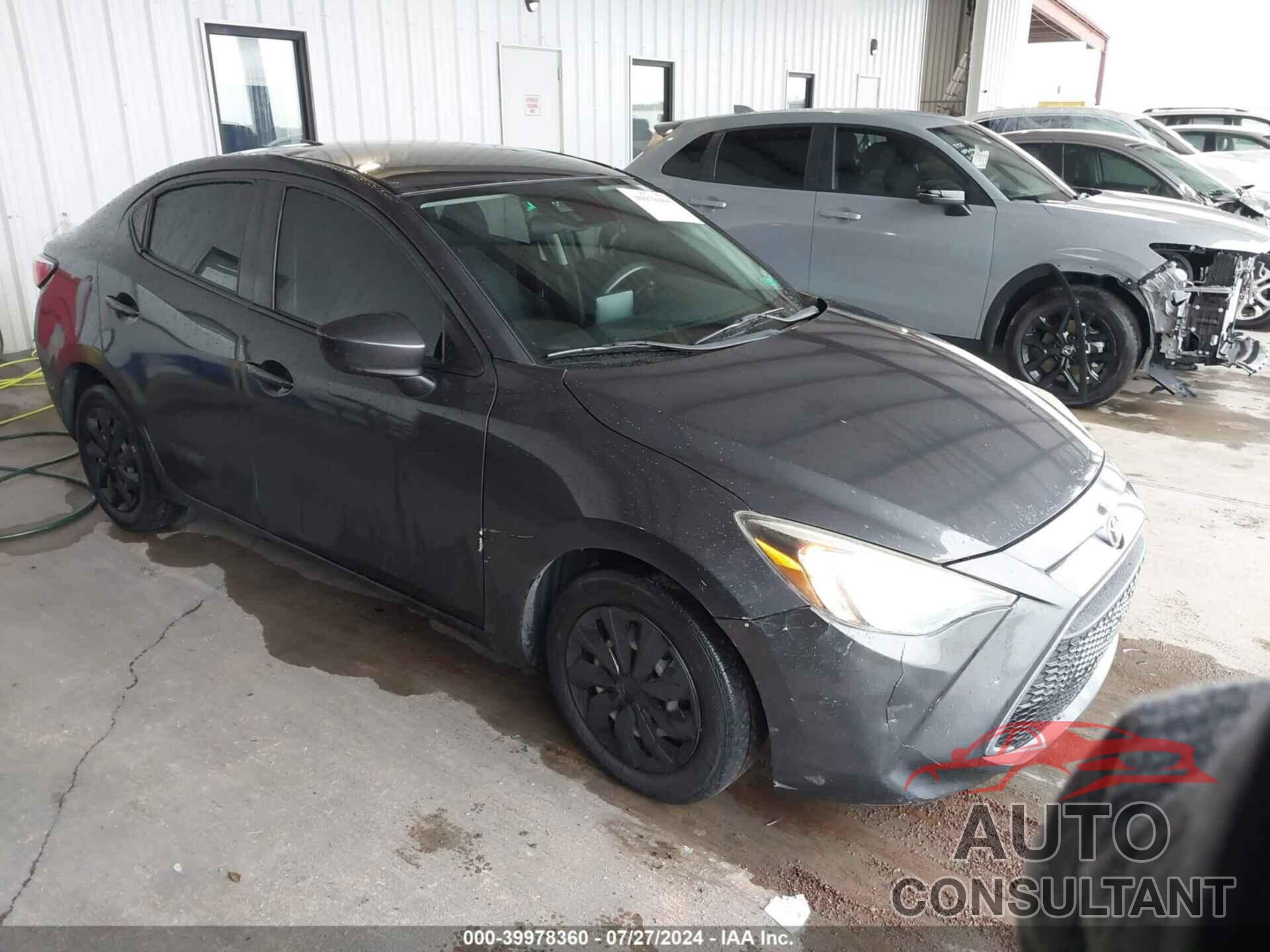 TOYOTA YARIS 2019 - 3MYDLBYV6KY513123