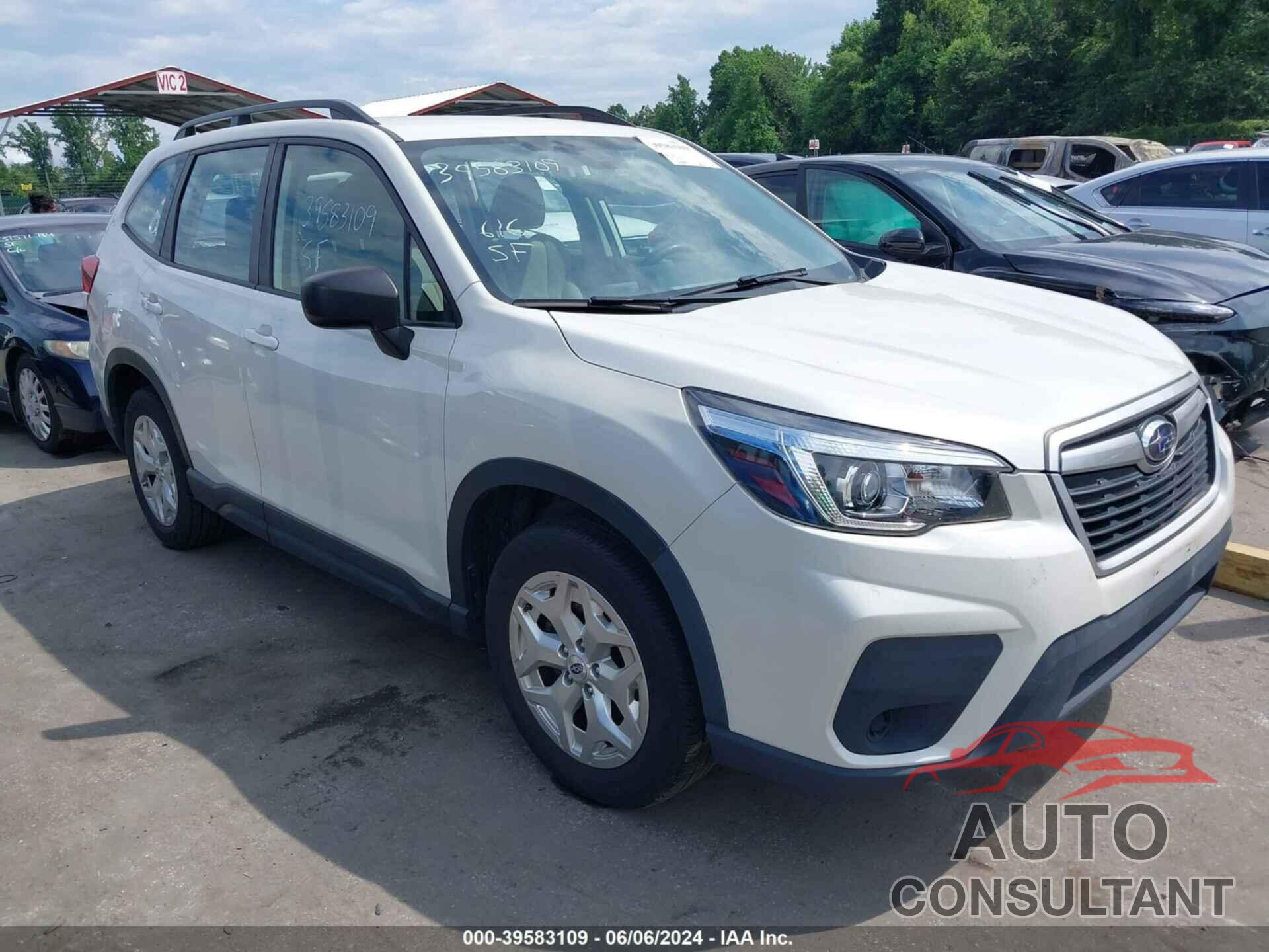 SUBARU FORESTER 2019 - JF2SKACC7KH513217