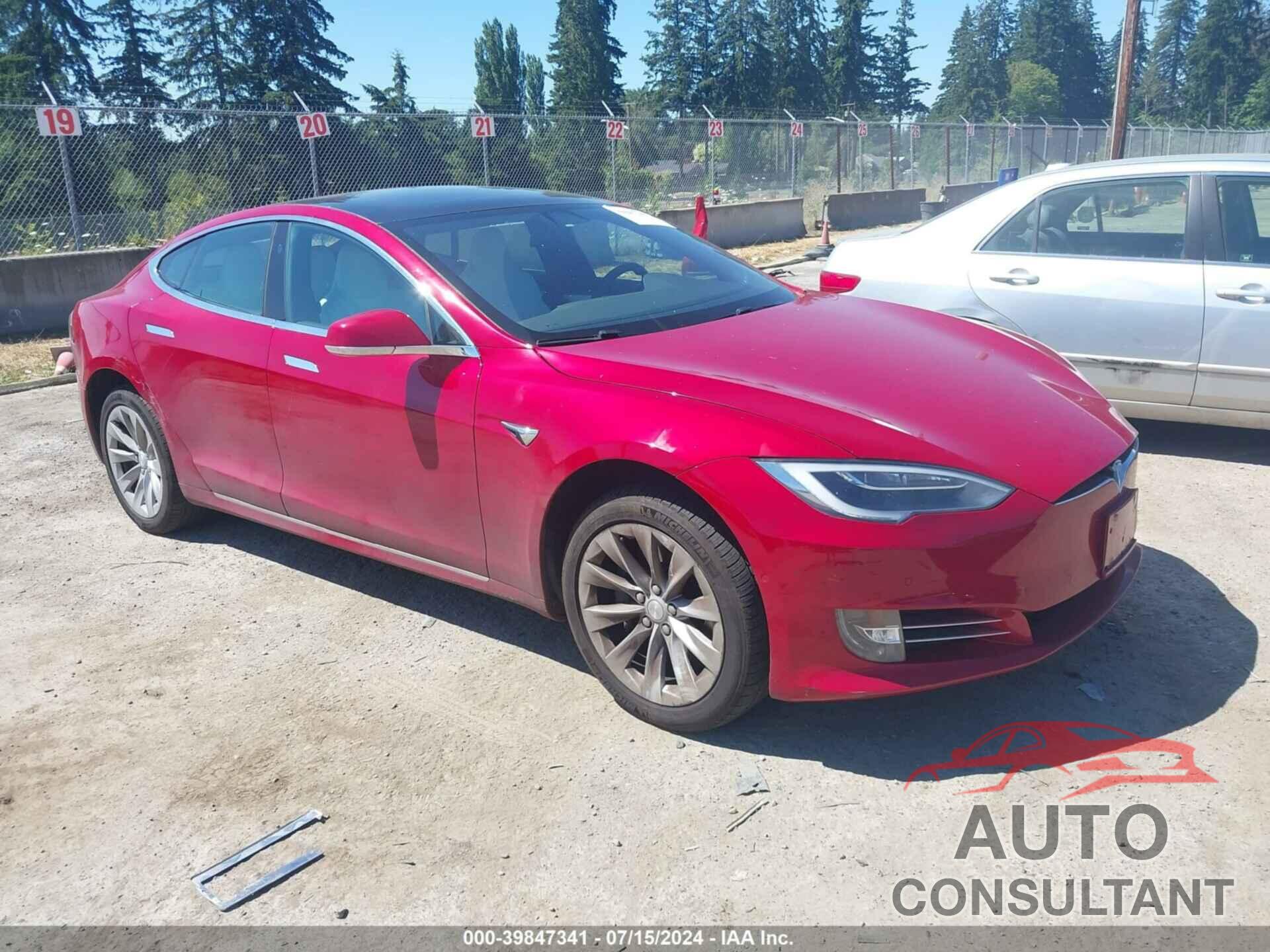 TESLA MODEL S 2018 - 5YJSA1E29JF262575