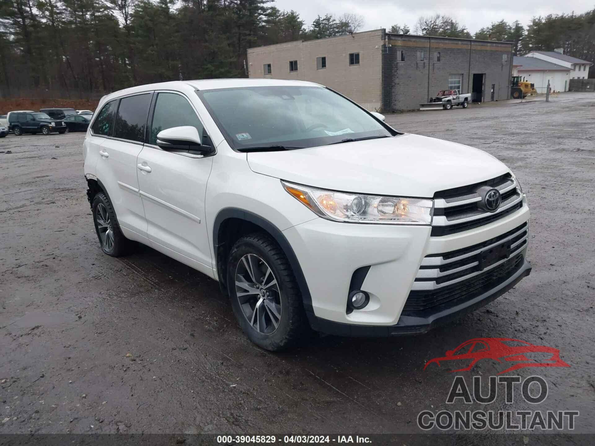 TOYOTA HIGHLANDER 2018 - 5TDBZRFH4JS905369