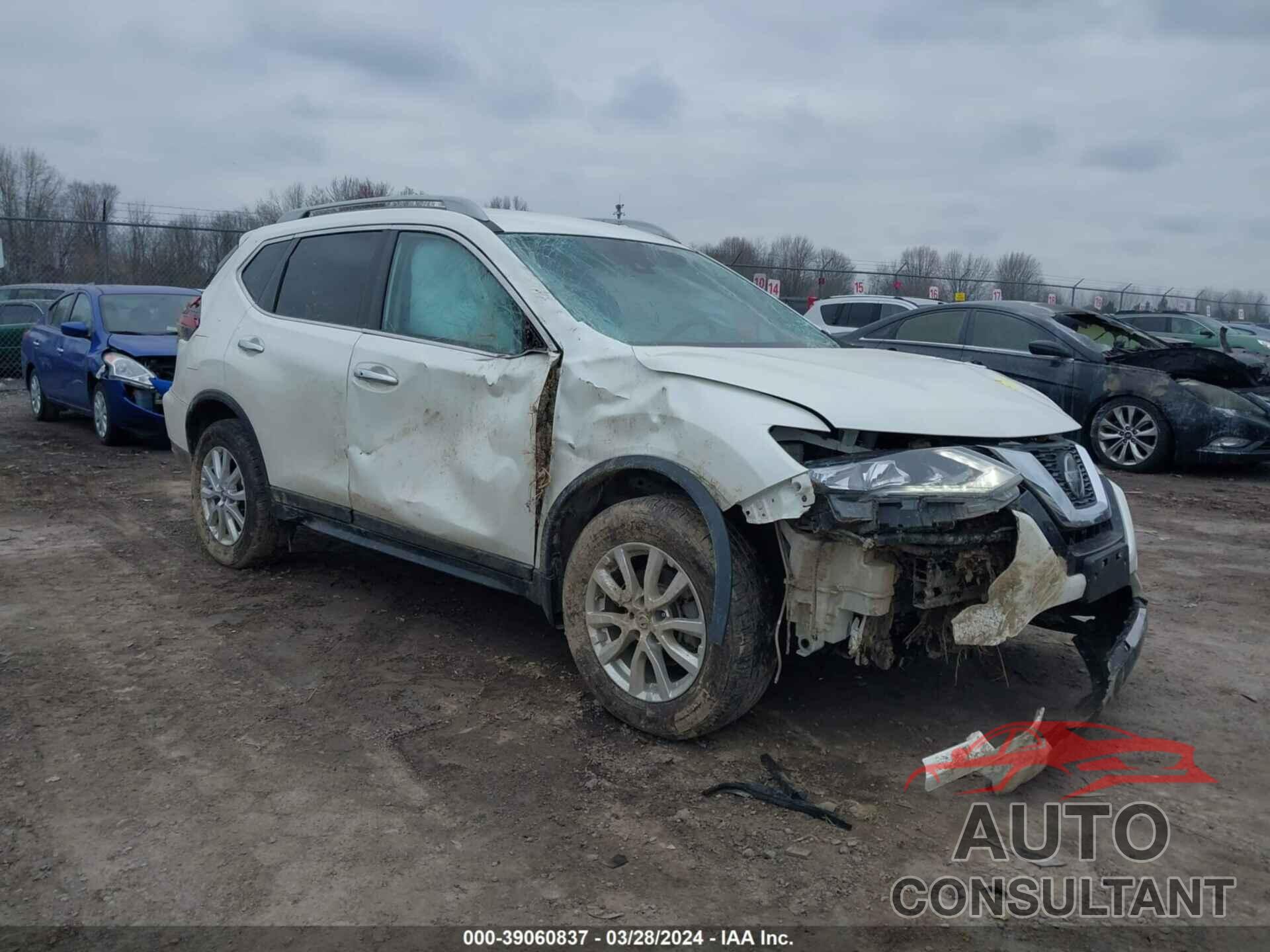 NISSAN ROGUE 2019 - 5N1AT2MV8KC768769