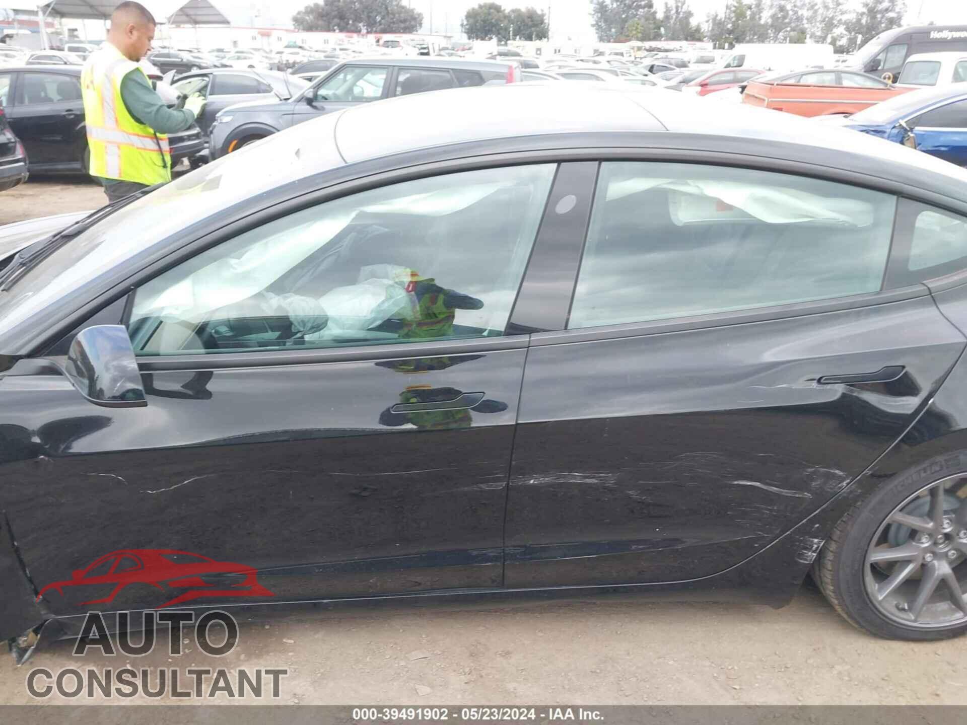 TESLA MODEL 3 2023 - 5YJ3E1EA0PF680287