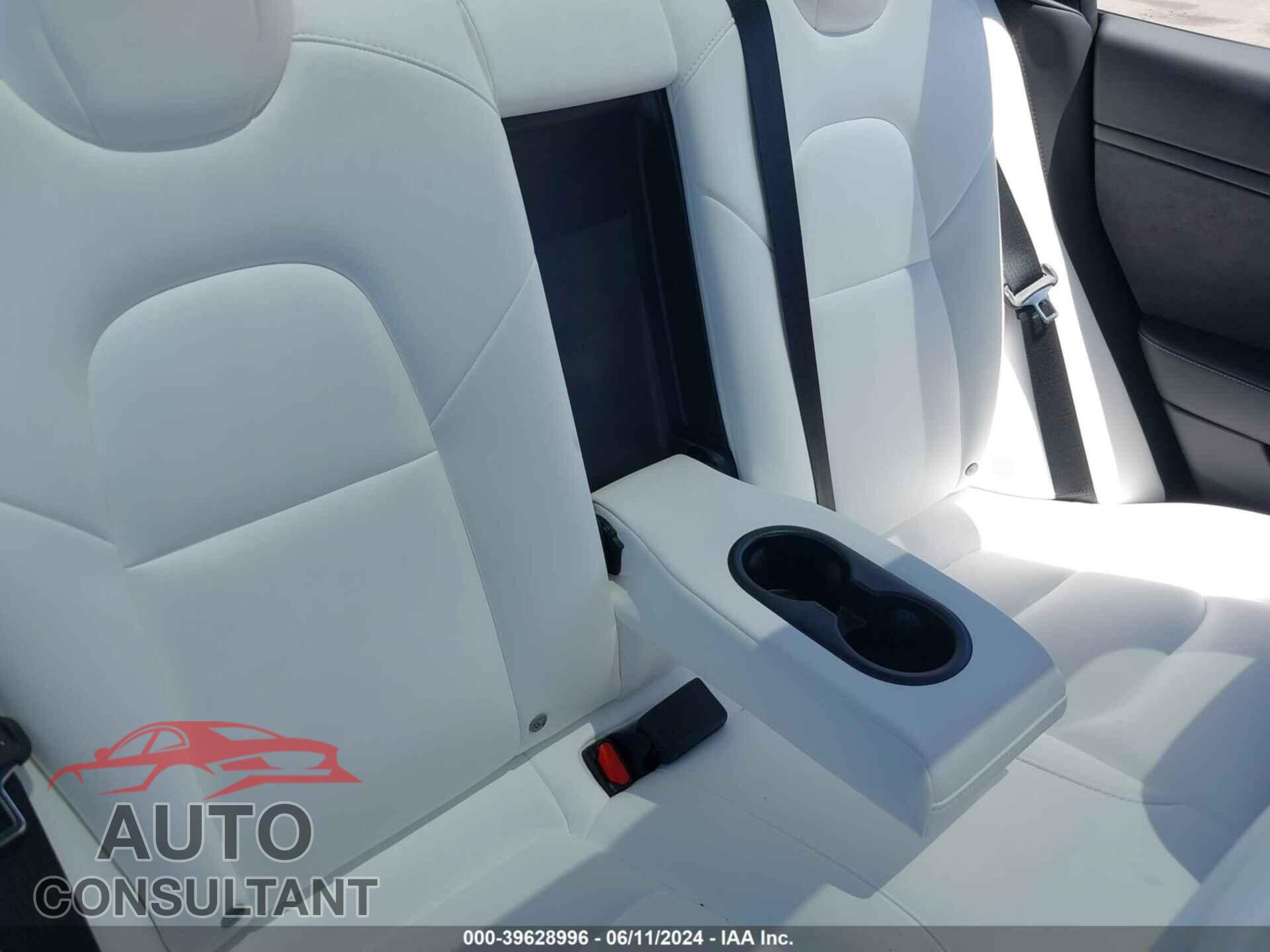 TESLA MODEL 3 2023 - 5YJ3E1EA1PF483497