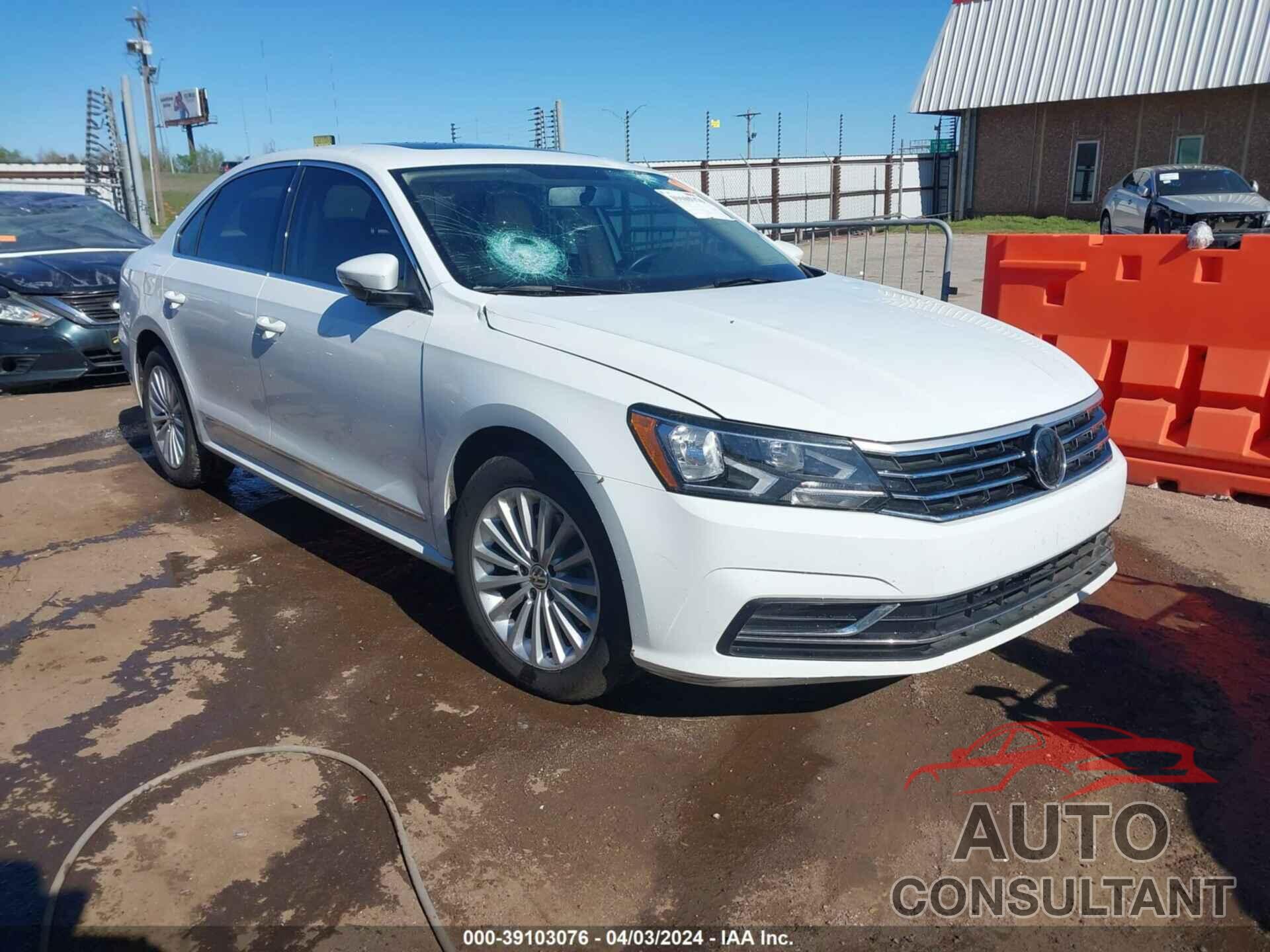 VOLKSWAGEN PASSAT 2017 - 1VWBT7A38HC066319
