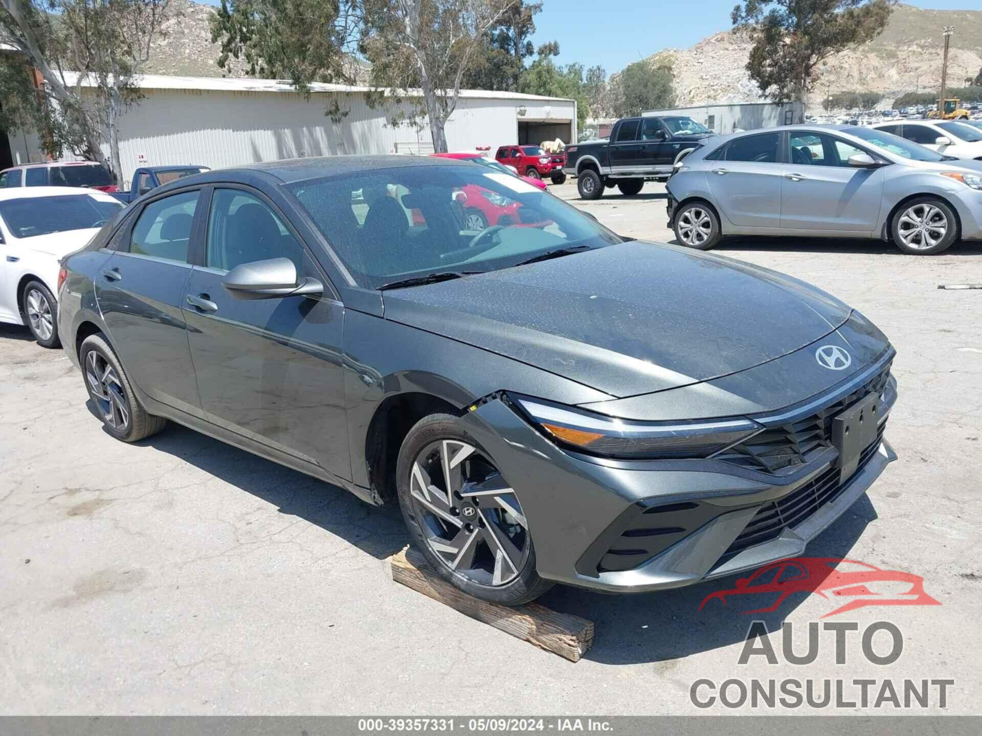 HYUNDAI ELANTRA 2024 - KMHLS4DG3RU691323