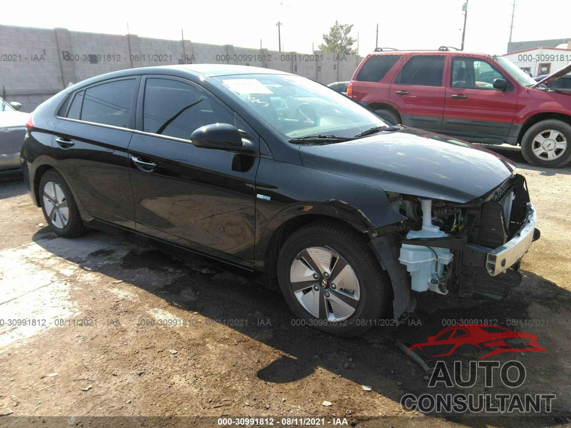 HYUNDAI IONIQ HYBRID 2017 - KMHC65LC8HU046447