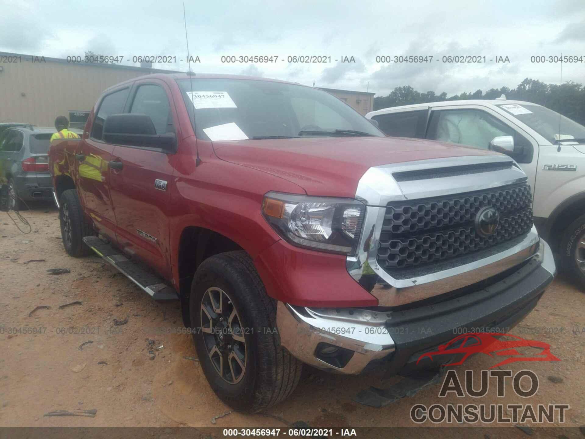 TOYOTA TUNDRA 4WD 2018 - 5TFDW5F14JX687070