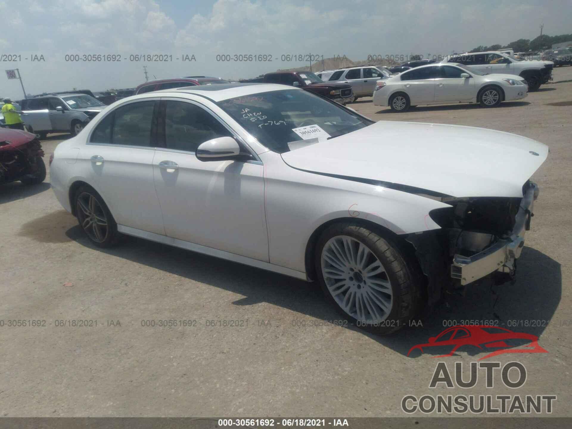 MERCEDES-BENZ E-CLASS 2017 - WDDZF4JB7HA261537