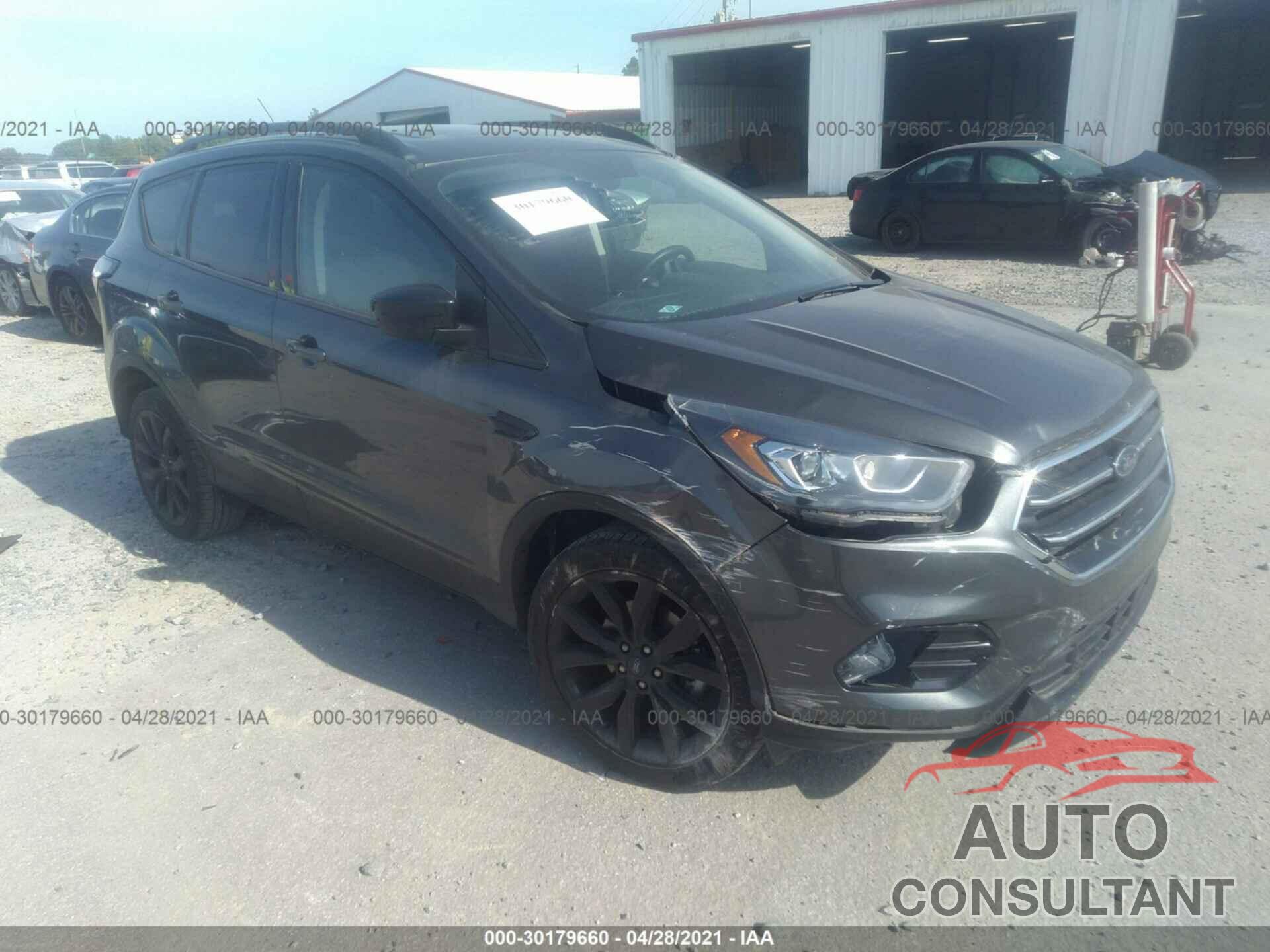 FORD ESCAPE 2017 - 1FMCU0GD1HUE64084