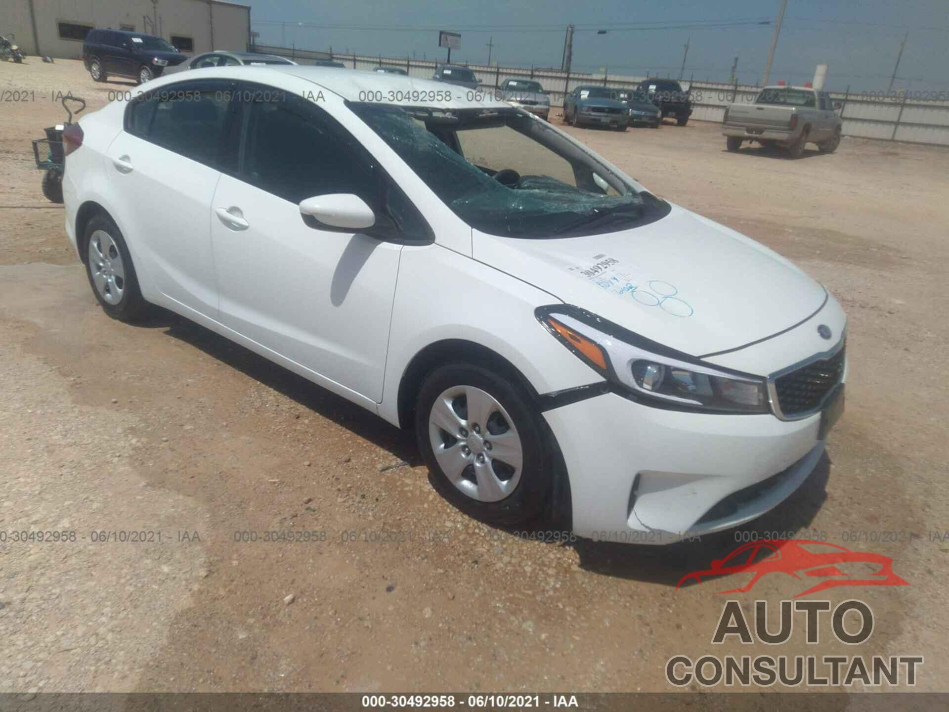 KIA FORTE 2018 - 3KPFK4A79JE243600