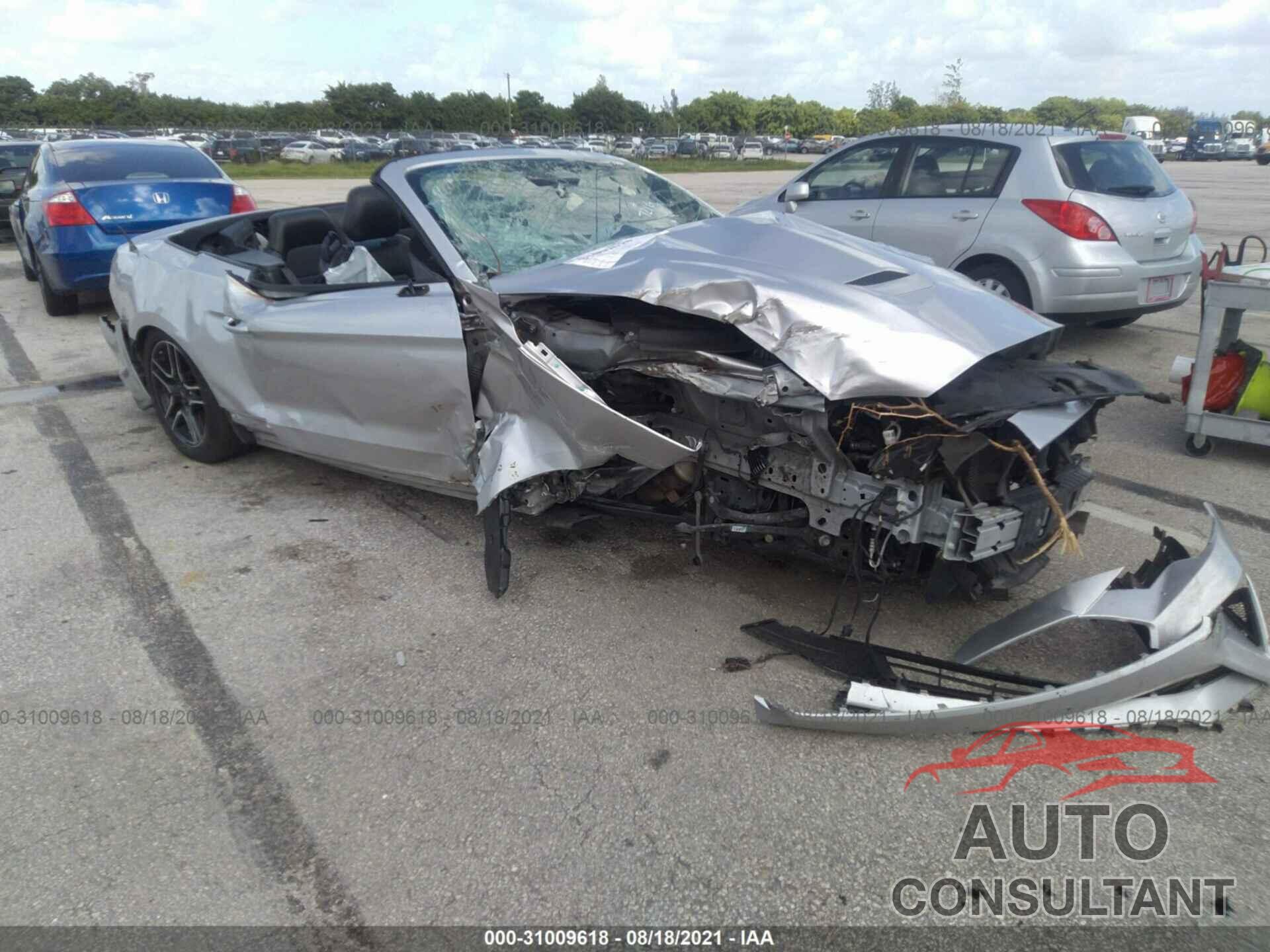 FORD MUSTANG 2018 - 1FATP8UH9J5167216