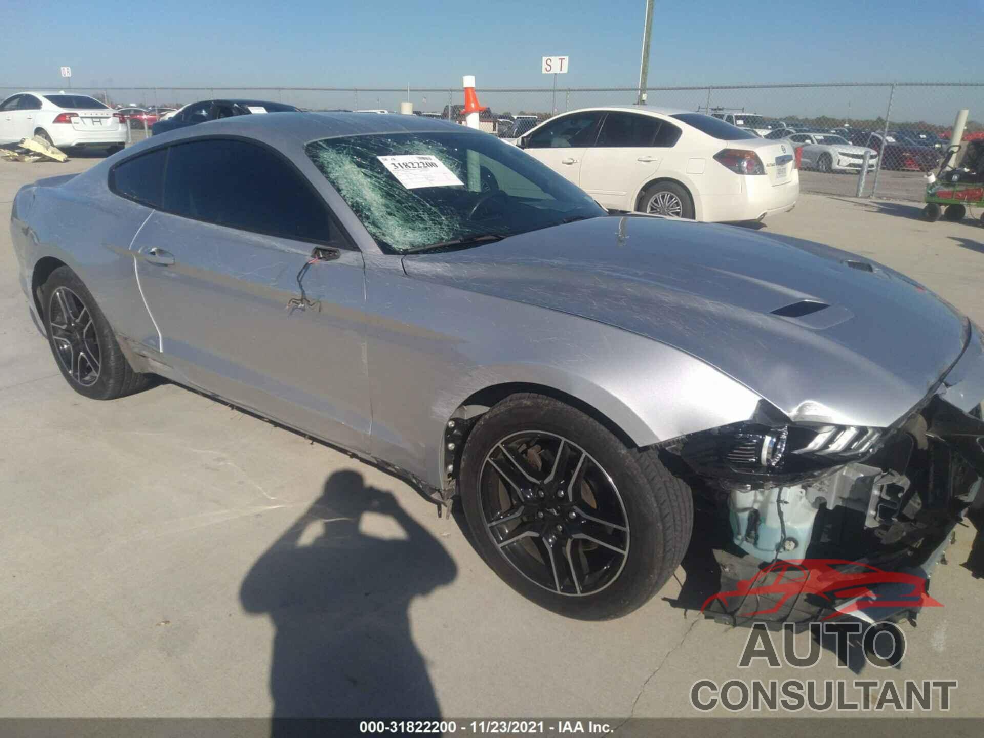 FORD MUSTANG 2019 - 1FA6P8THXK5142843