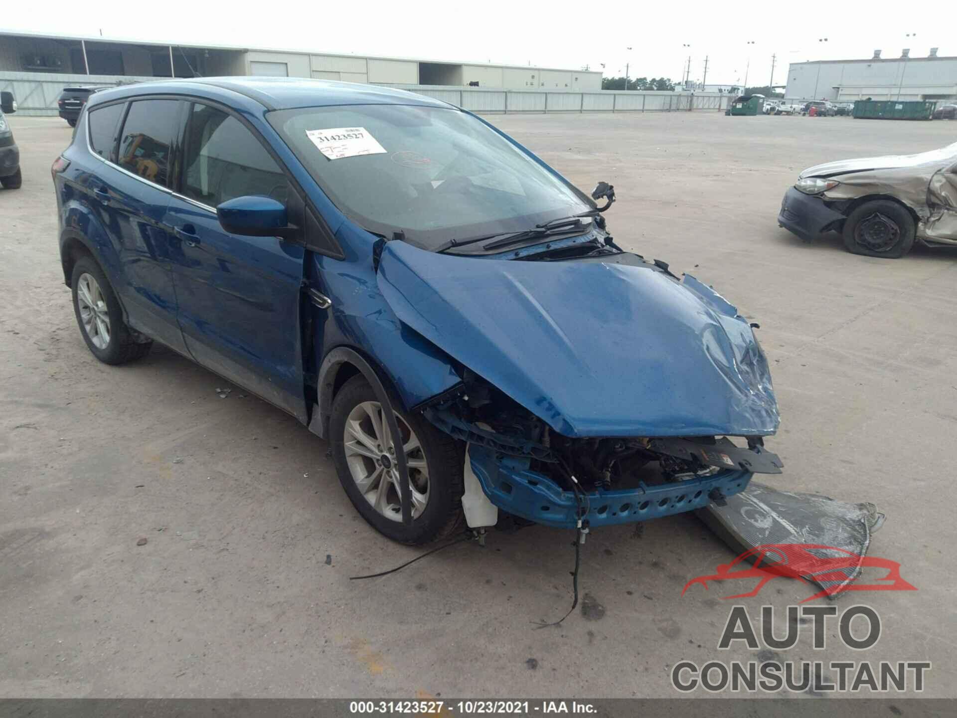 FORD ESCAPE 2019 - 1FMCU0GD0KUB15554