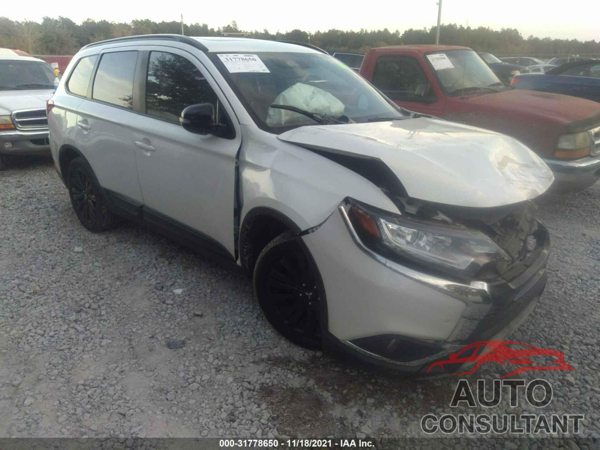 MITSUBISHI OUTLANDER 2020 - JA4AD3A35LZ012982