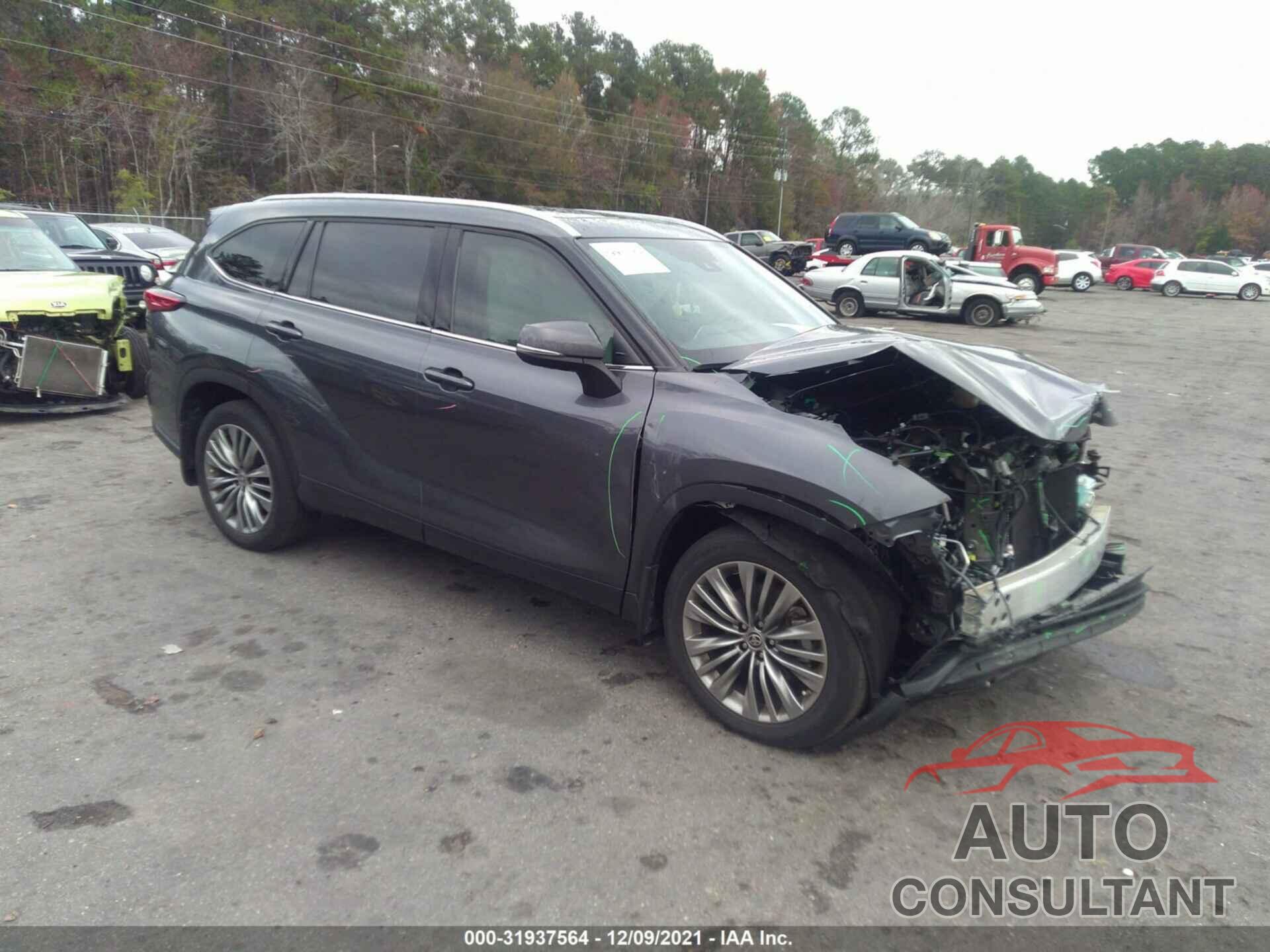 TOYOTA HIGHLANDER 2020 - 5TDFZRBH7LS007682