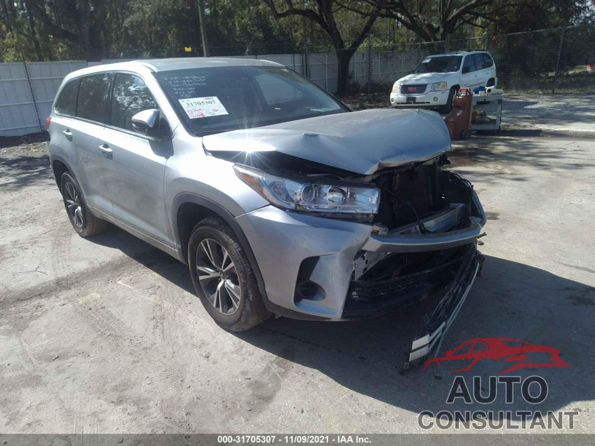 TOYOTA HIGHLANDER 2017 - 5TDZZRFH5HS219639