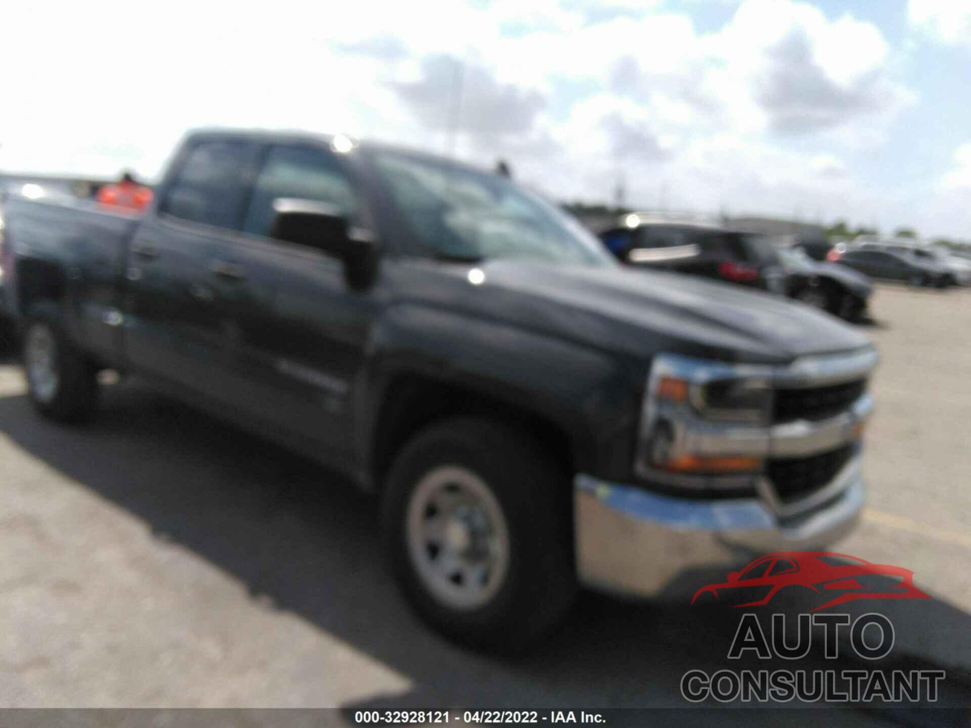 CHEVROLET SILVERADO 1500 2017 - 1GCRCNEC8HZ300617