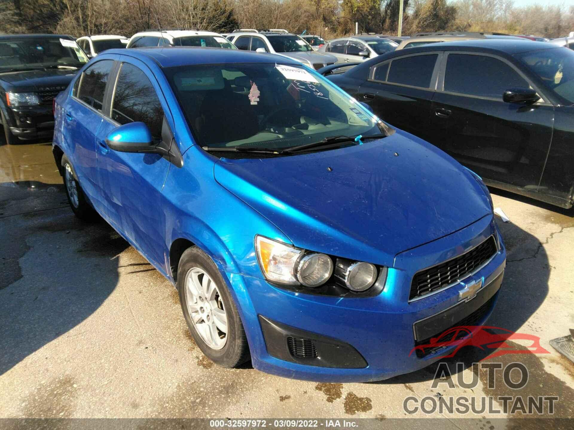 CHEVROLET SONIC 2016 - 1G1JC5SH1G4185361