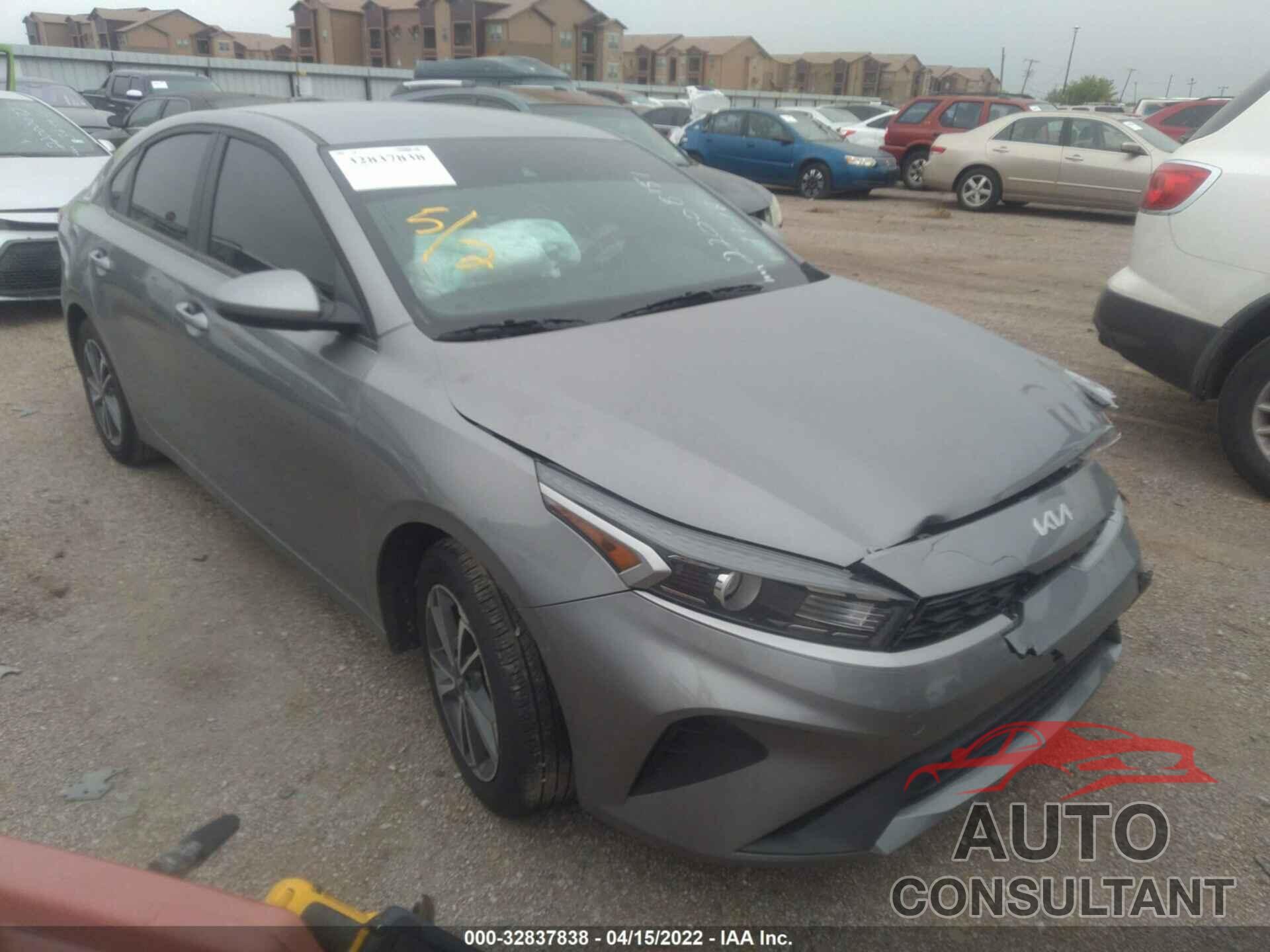 KIA FORTE 2022 - 3KPF24AD8NE452144