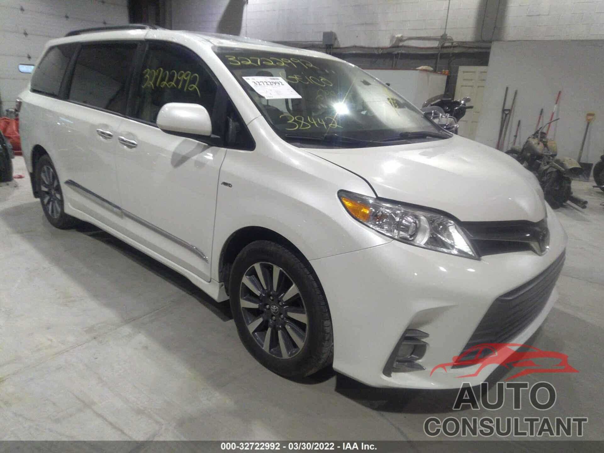 TOYOTA SIENNA 2018 - 5TDDZ3DC1JS206259