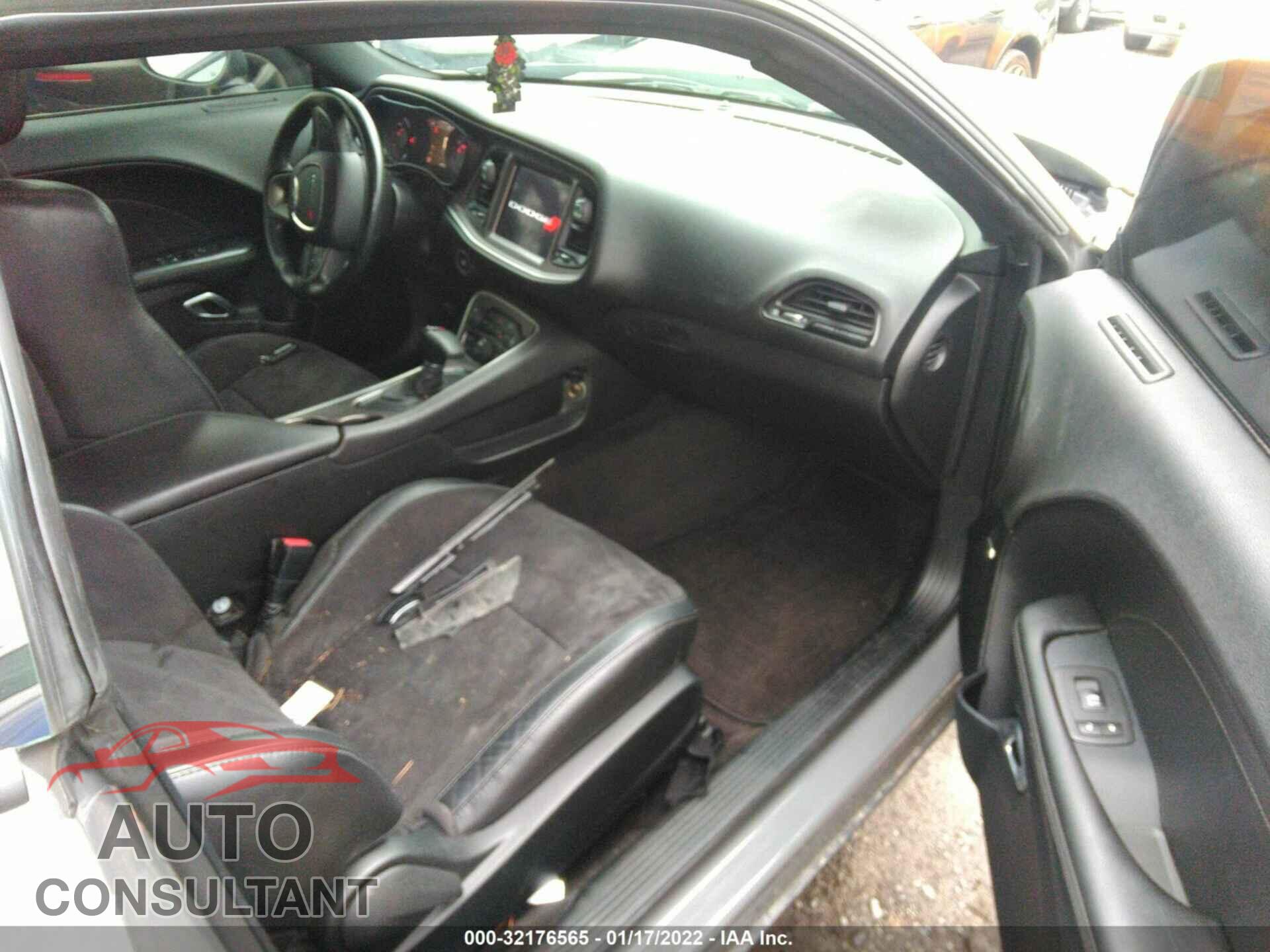 DODGE CHALLENGER 2019 - 2C3CDZJG3KH557733