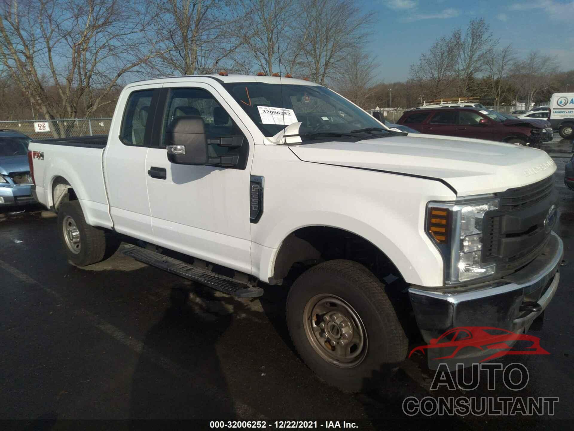 FORD SUPER DUTY F-250 SRW 2019 - 1FT7X2B60KED49527