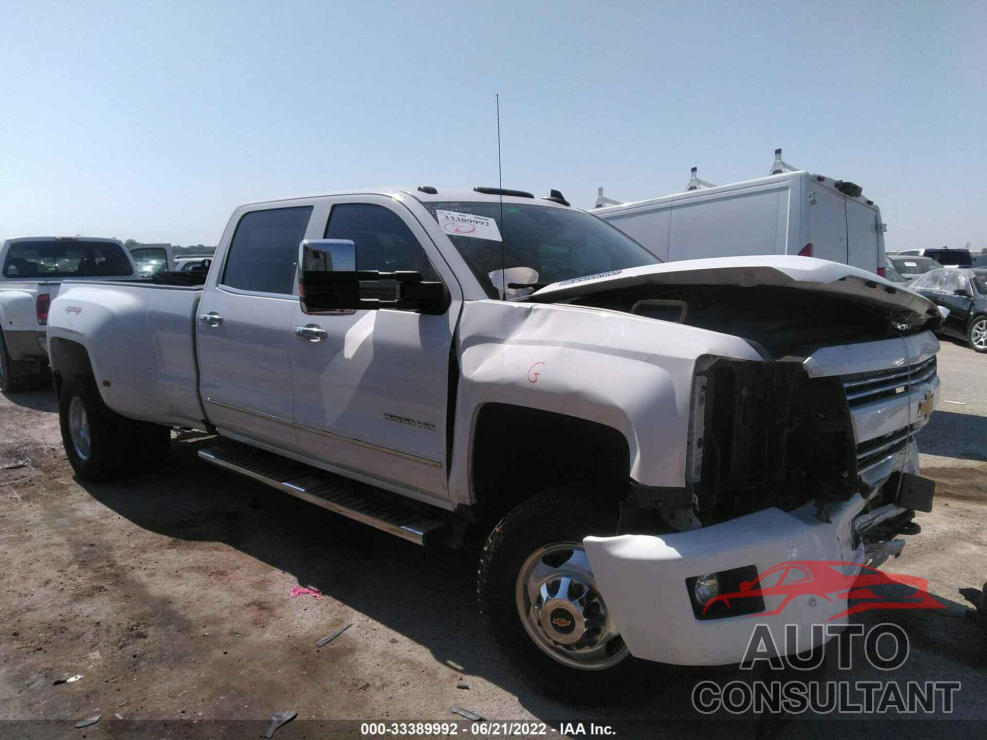 CHEVROLET SILVERADO 3500HD 2018 - 1GC4K0EY5JF152364