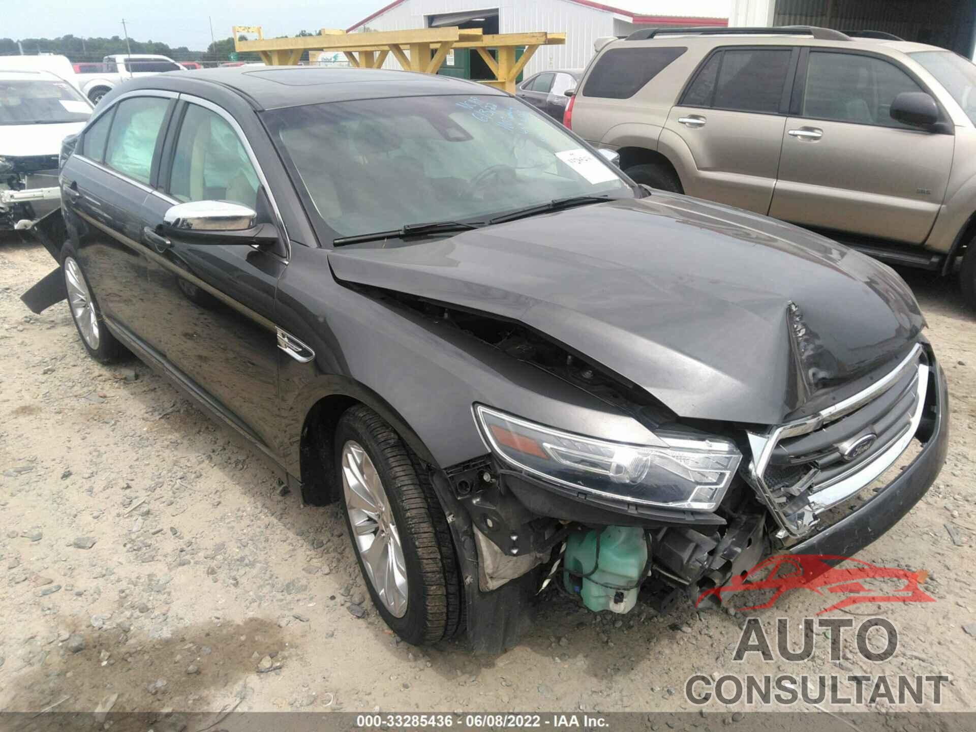 FORD TAURUS 2019 - 1FAHP2F82KG111396