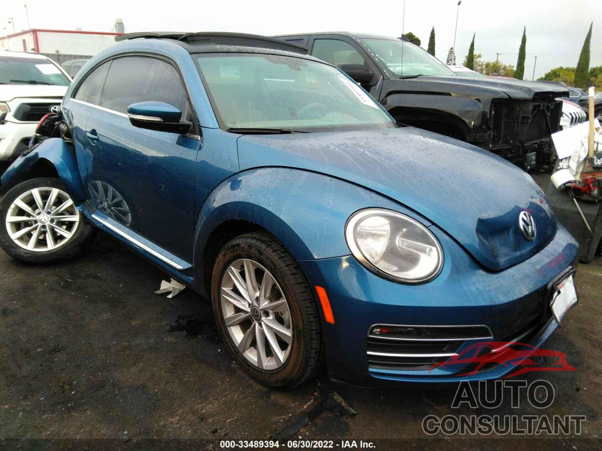 VOLKSWAGEN BEETLE 2019 - 3VWJD7AT1KM712038