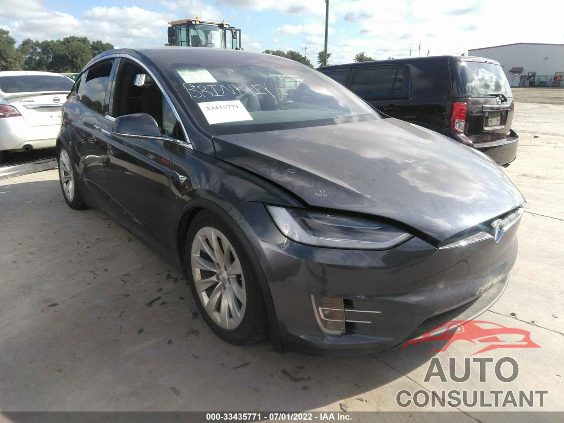 TESLA MODEL X 2020 - 5YJXCAE26LF244098