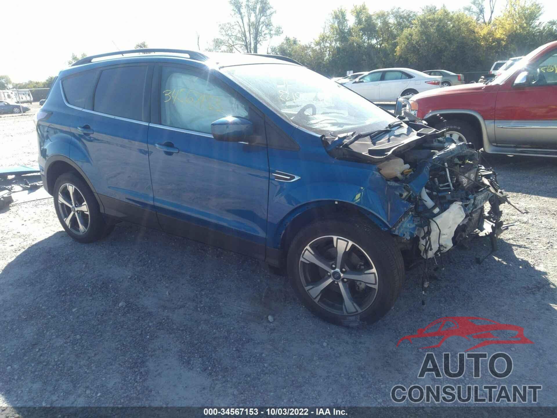 FORD ESCAPE 2017 - 1FMCU0GD7HUF04409