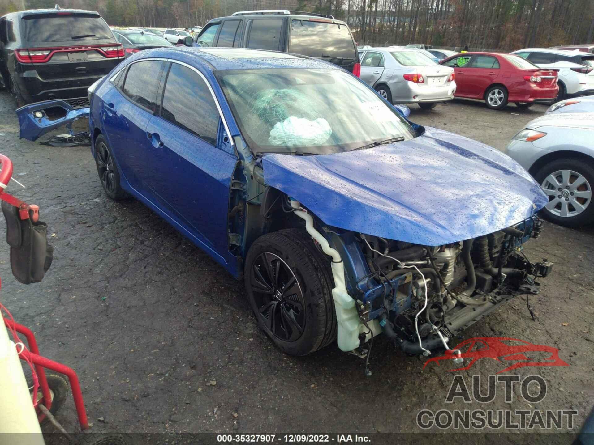HONDA CIVIC HATCHBACK 2018 - SHHFK7H64JU206235
