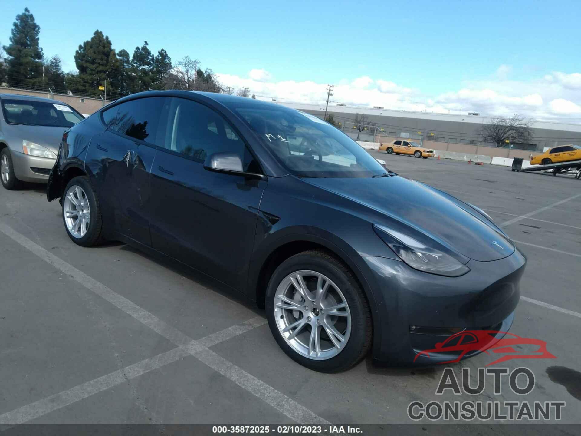TESLA MODEL Y 2022 - 7SAYGAEEXNF561682