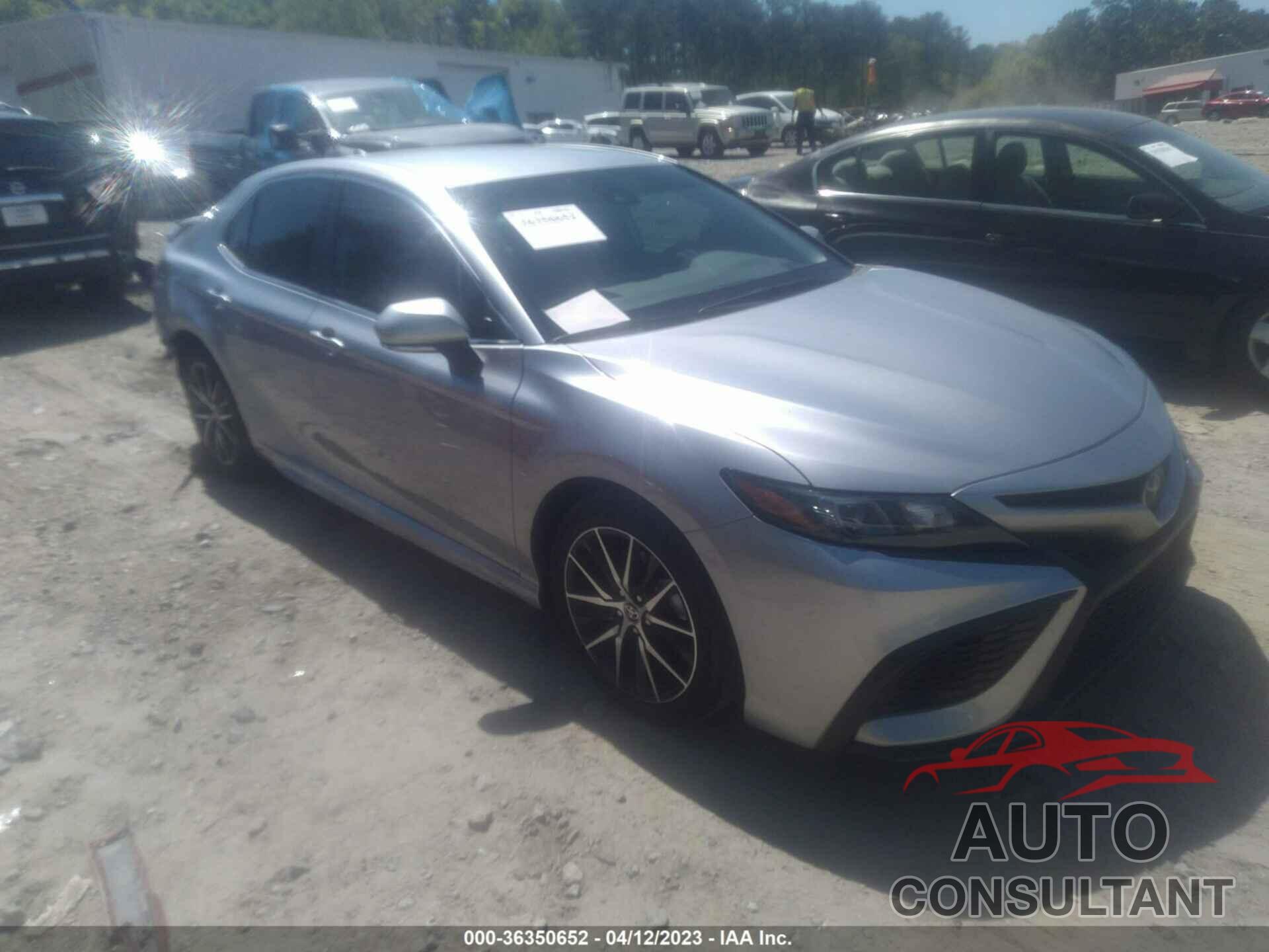TOYOTA CAMRY 2023 - 4T1G11AK3PU719498