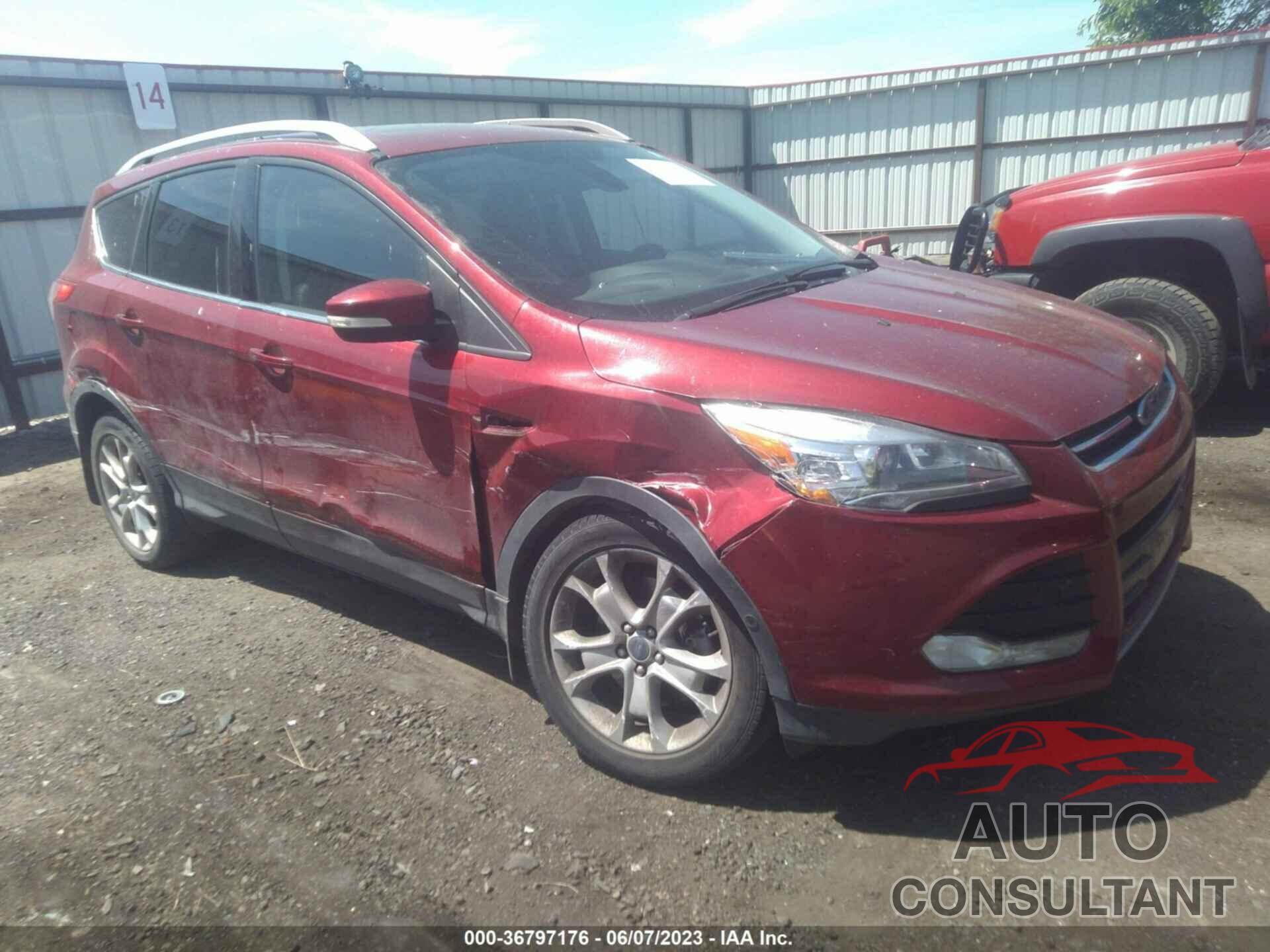 FORD ESCAPE 2016 - 1FMCU9J90GUB61403