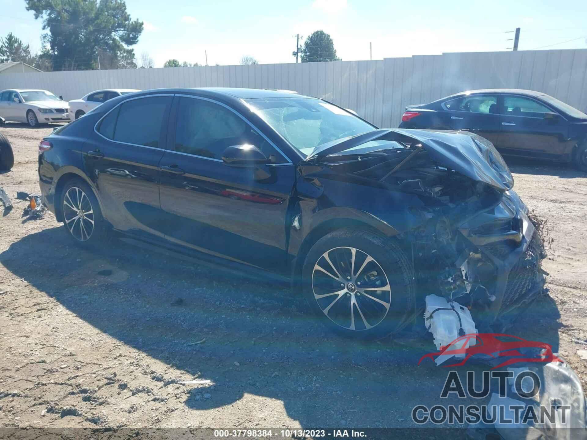 TOYOTA CAMRY 2020 - 4T1G11AKXLU999527