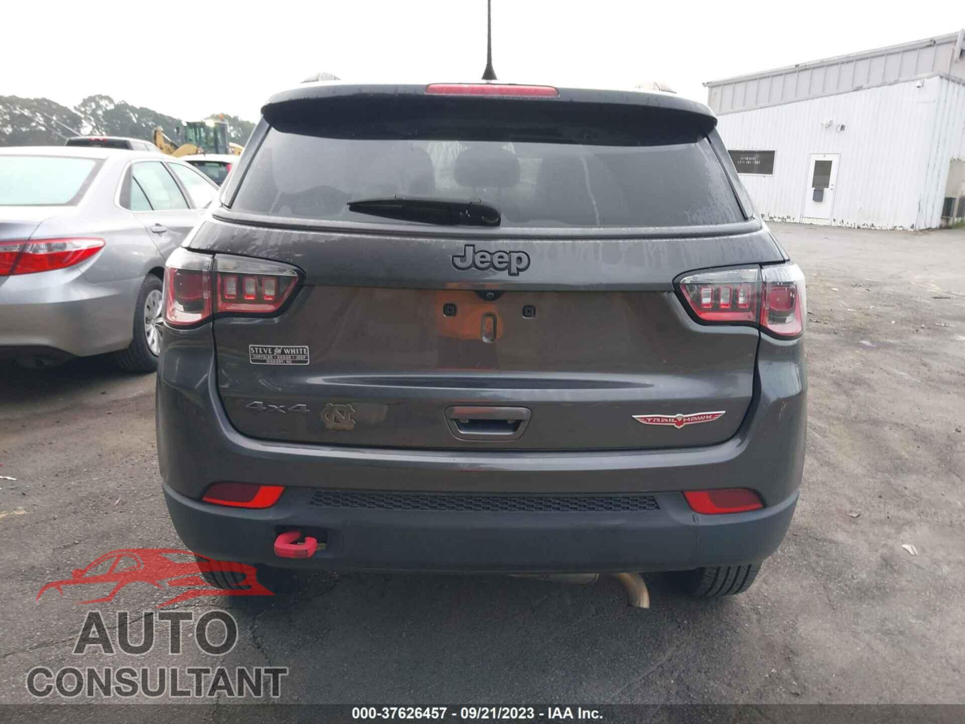 JEEP COMPASS 2019 - 3C4NJDDB8KT651694