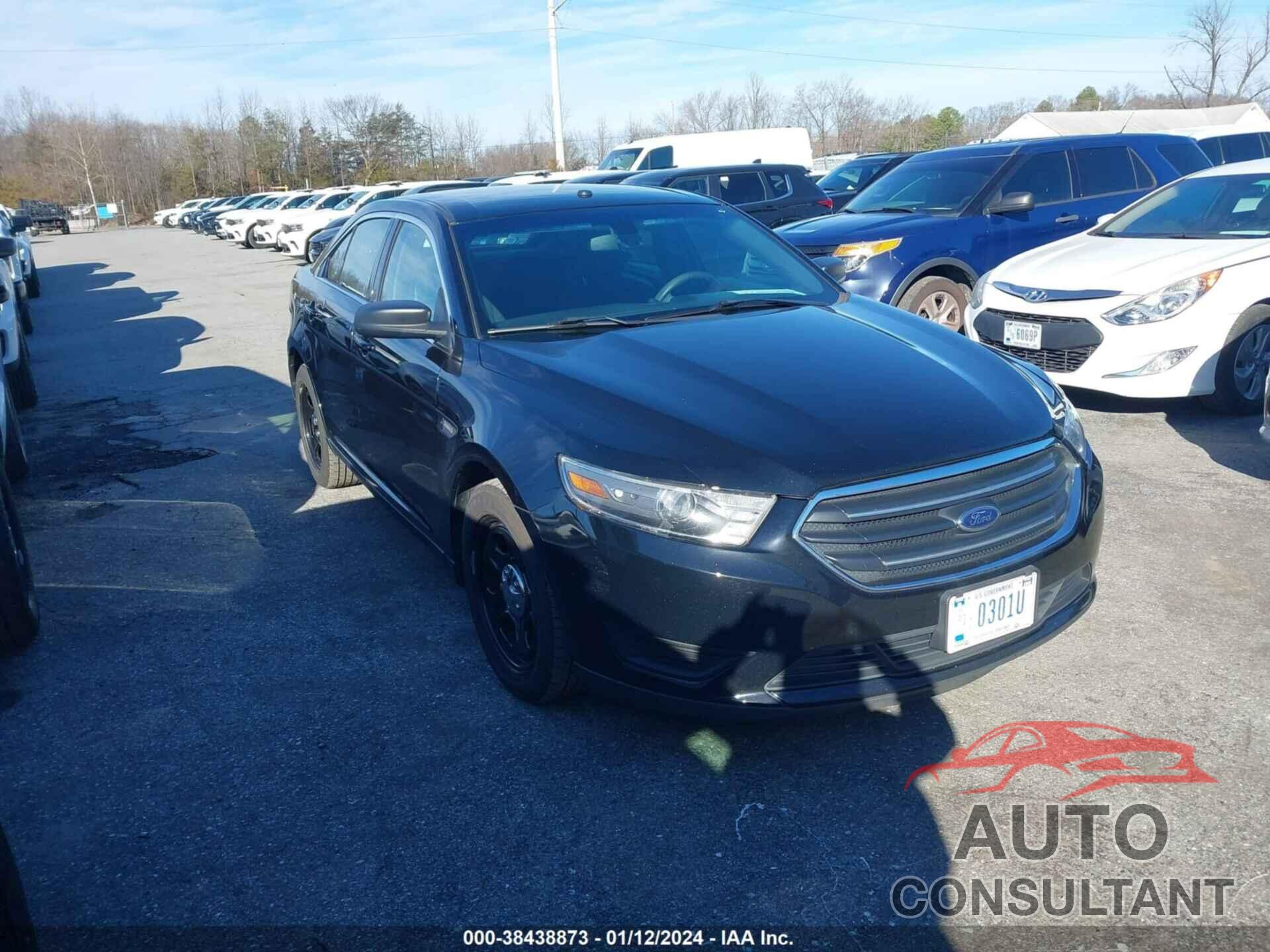 FORD TAURUS 2017 - 1FAHP2L97HG103915