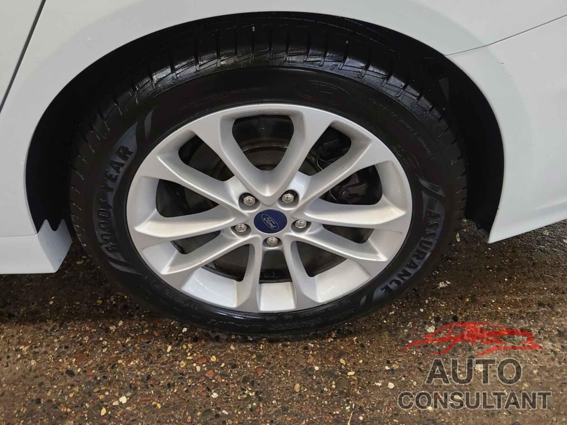 FORD FUSION 2020 - 3FA6P0HD2LR119059