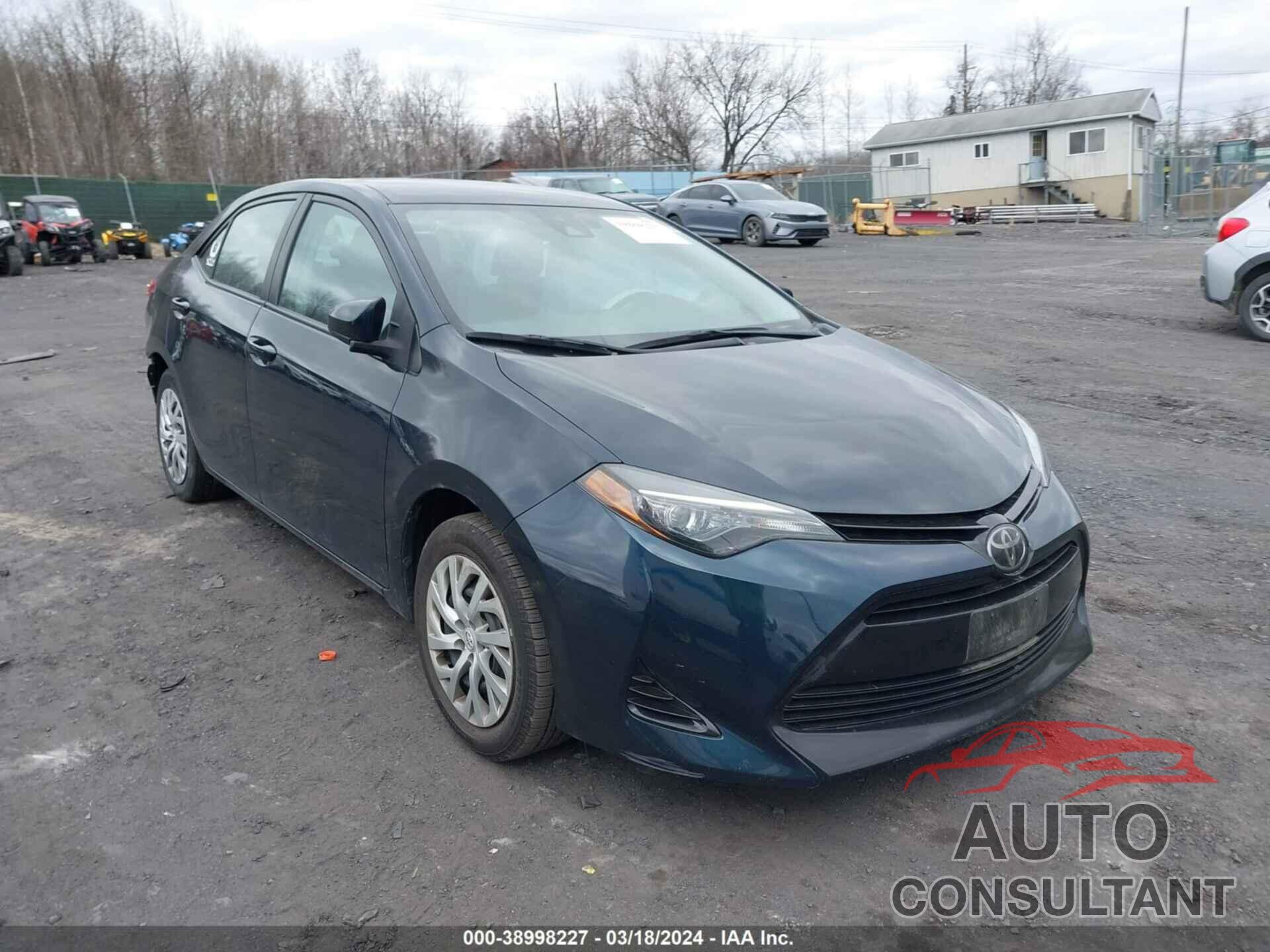 TOYOTA COROLLA 2018 - 2T1BURHE1JC049149