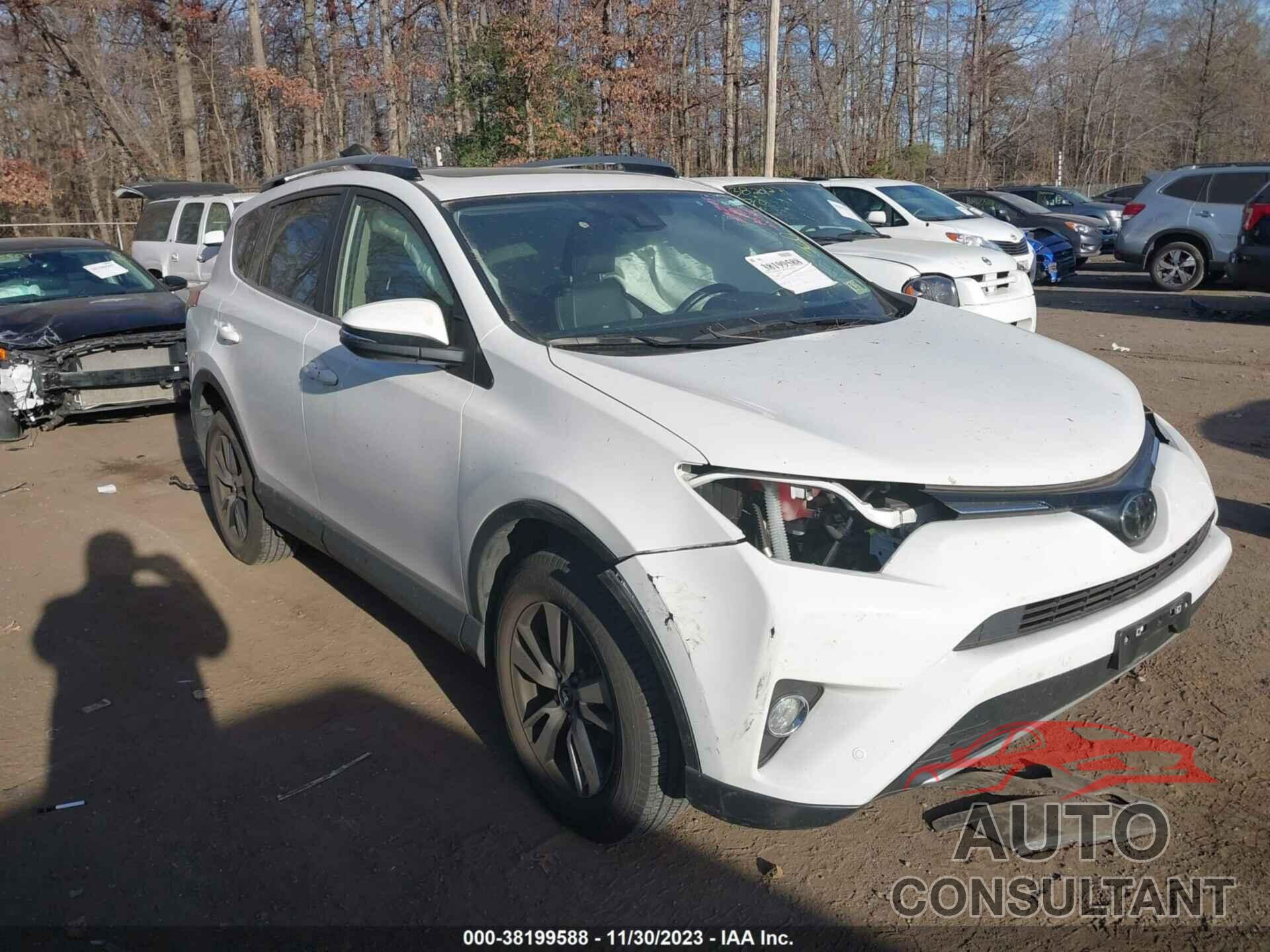 TOYOTA RAV4 2018 - JTMRFREV7JJ744088