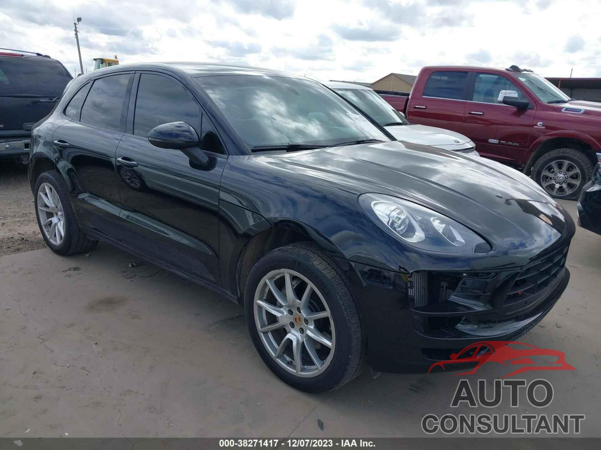 PORSCHE MACAN 2015 - WP1AB2A58FLB52277