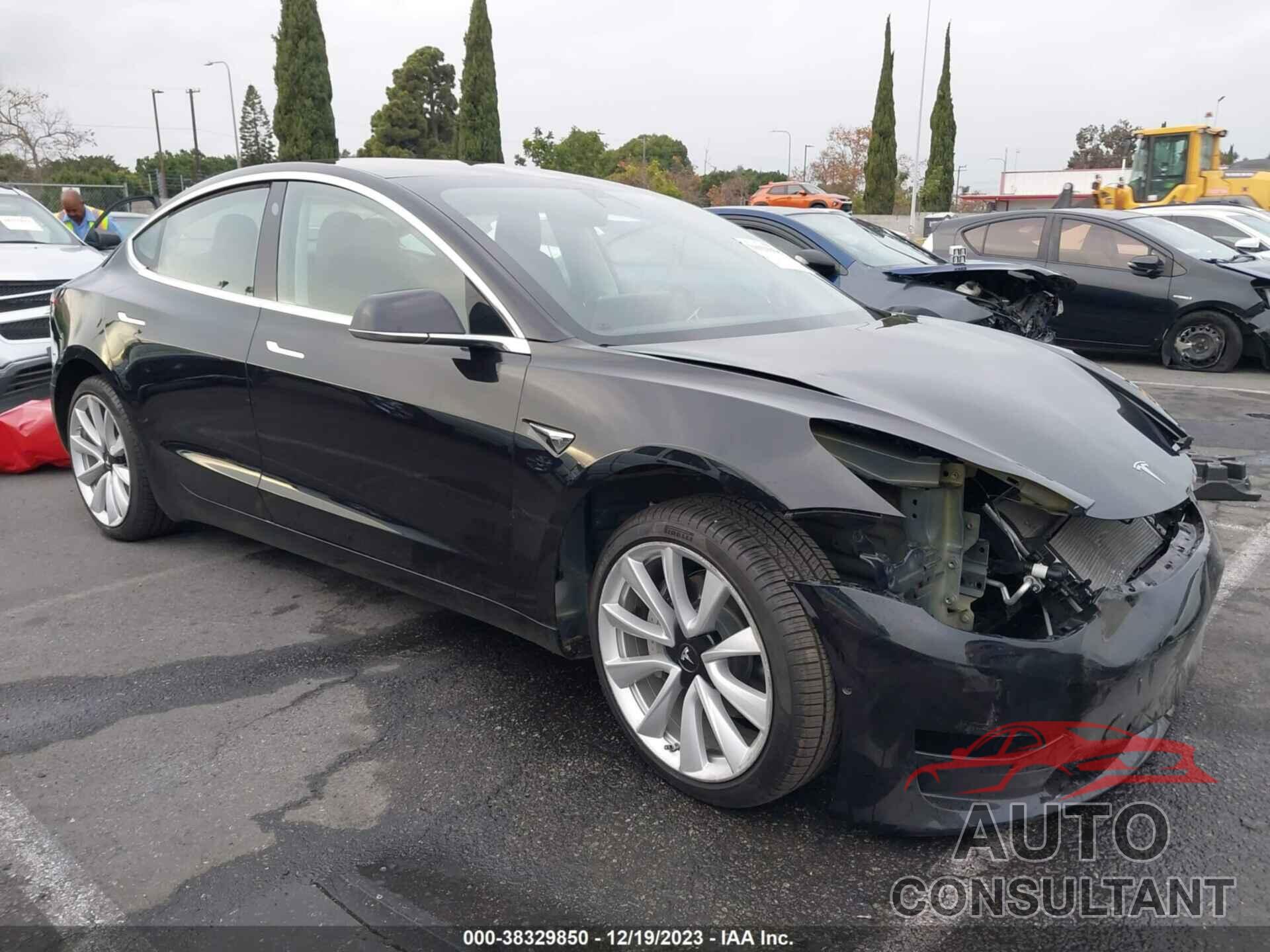 TESLA MODEL 3 2018 - 5YJ3E1EA7JF092751