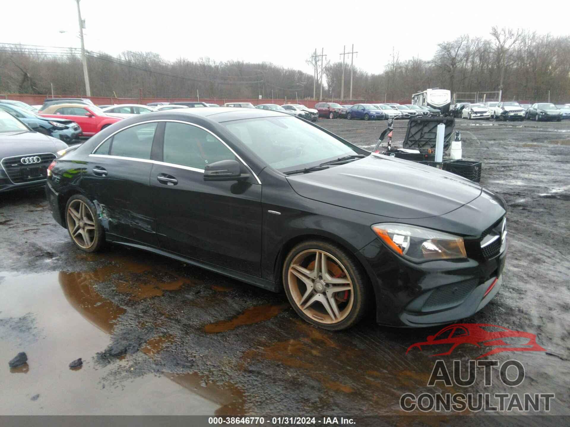 MERCEDES-BENZ CLA 250 2018 - WDDSJ4GB3JN638774