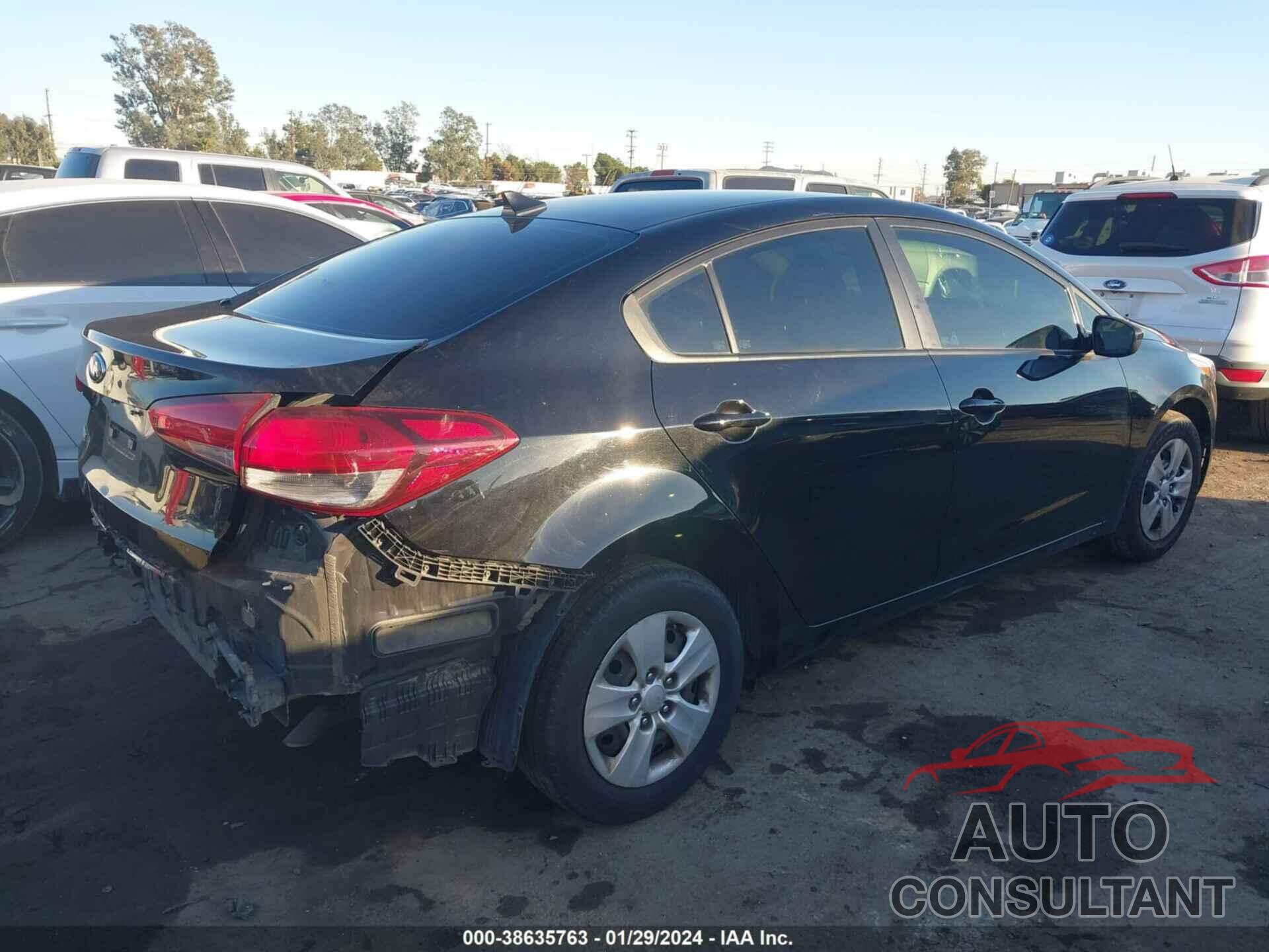 KIA FORTE 2018 - 3KPFK4A75JE224087