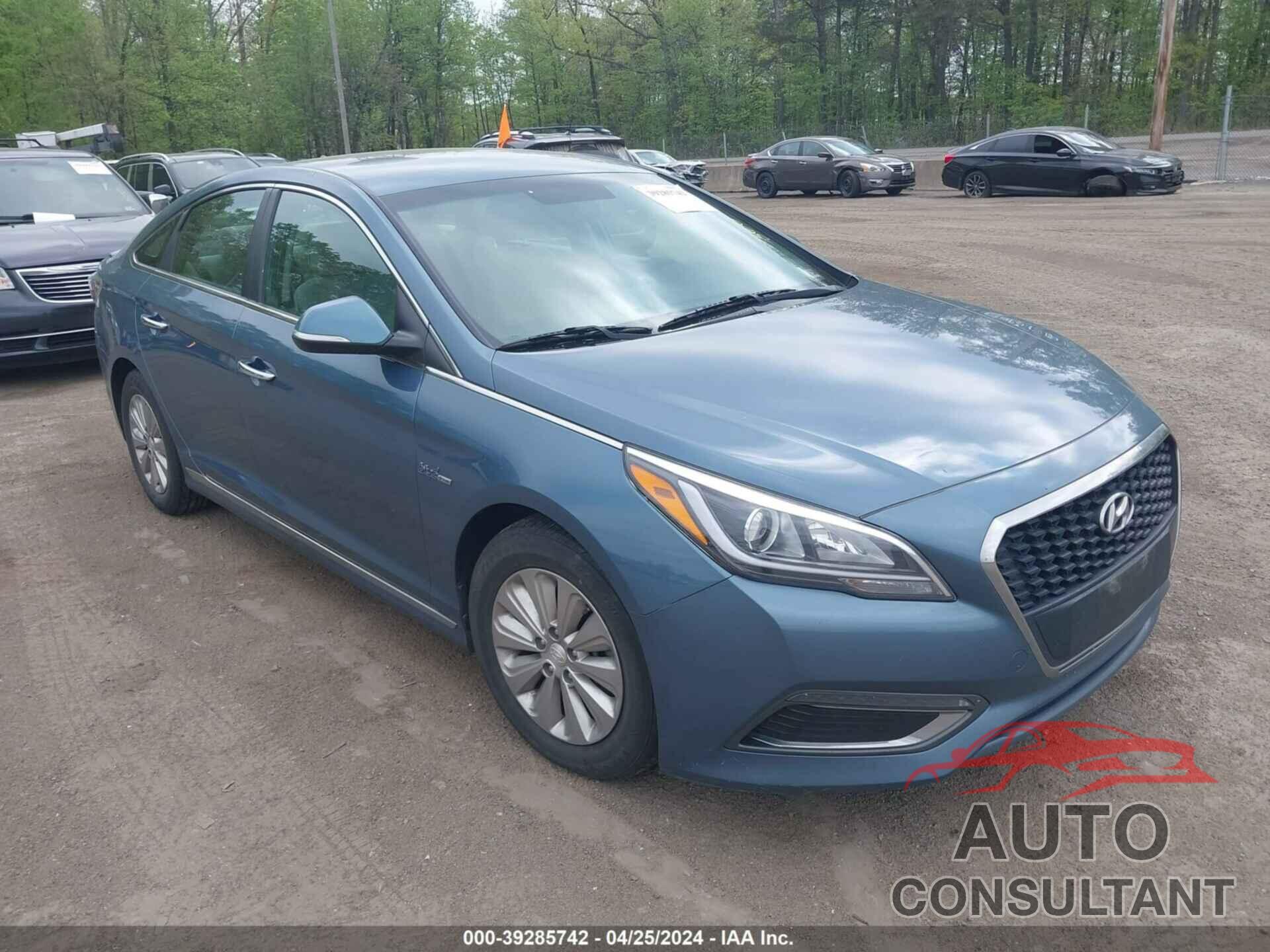 HYUNDAI SONATA 2016 - KMHE24L15GA042076