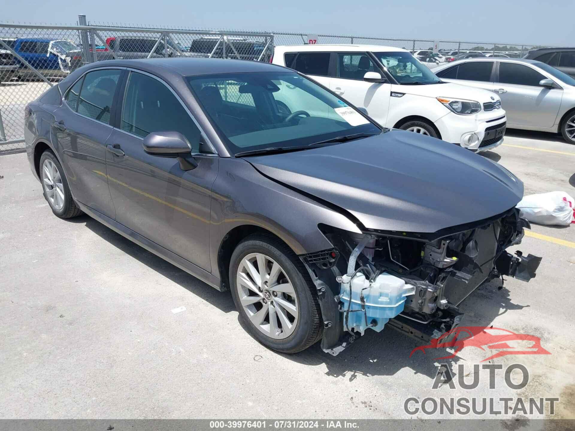 TOYOTA CAMRY 2021 - 4T1C11AK7MU598971